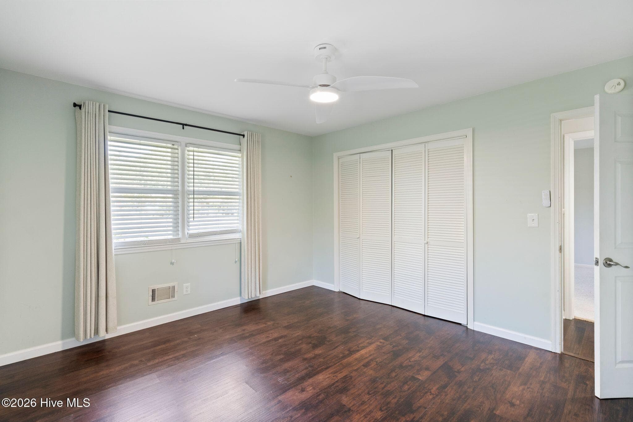 Single Family Residence at 806 Bragg Drive, Wilmington, NC 28409, photo 32 of 57