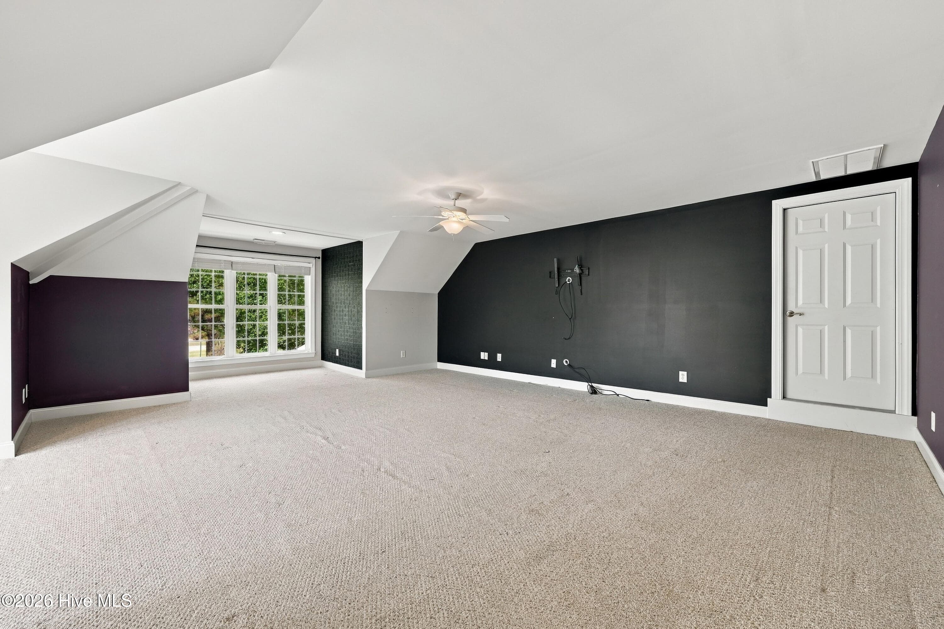 Single Family Residence at 104 Reinach Lane, New Bern, NC 28562, photo 38 of 134