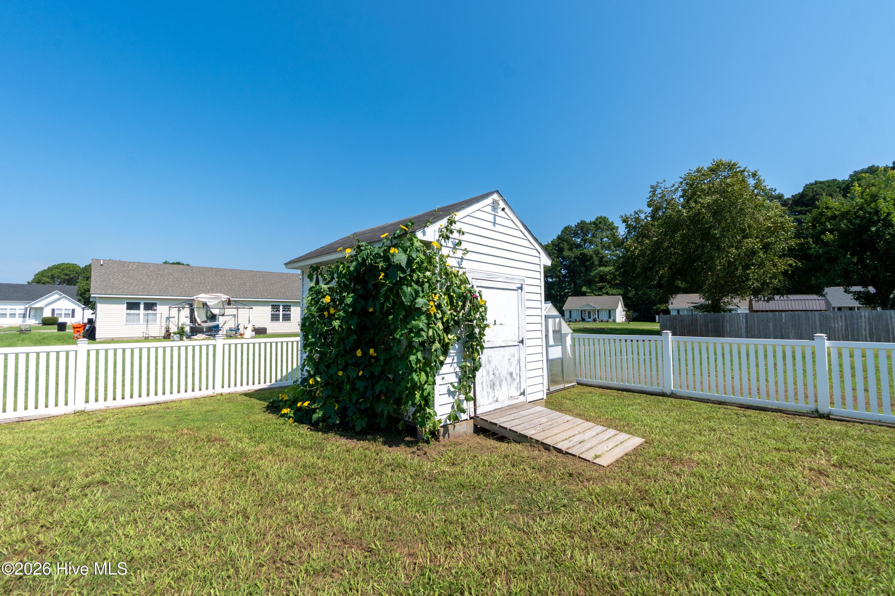 Single Family Residence at 105 Raintree Run, Elizabeth City, NC 27909, photo 46 of 48