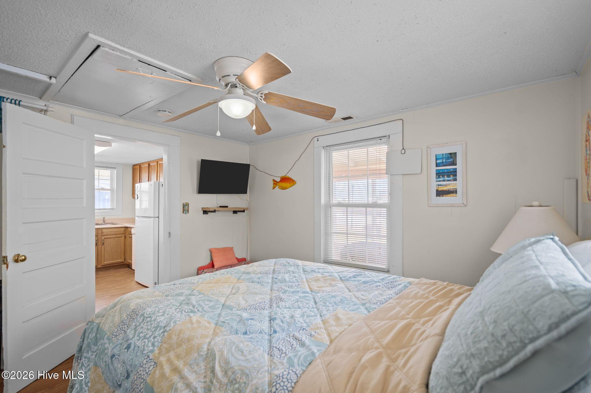 Single Family Residence at 305 Atlanta Avenue, Carolina Beach, NC 28428, photo 23 of 69