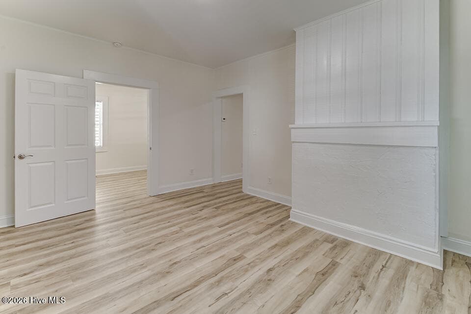 Single Family Residence at 709 S 10th Street, Wilmington, NC 28401, photo 2 of 17