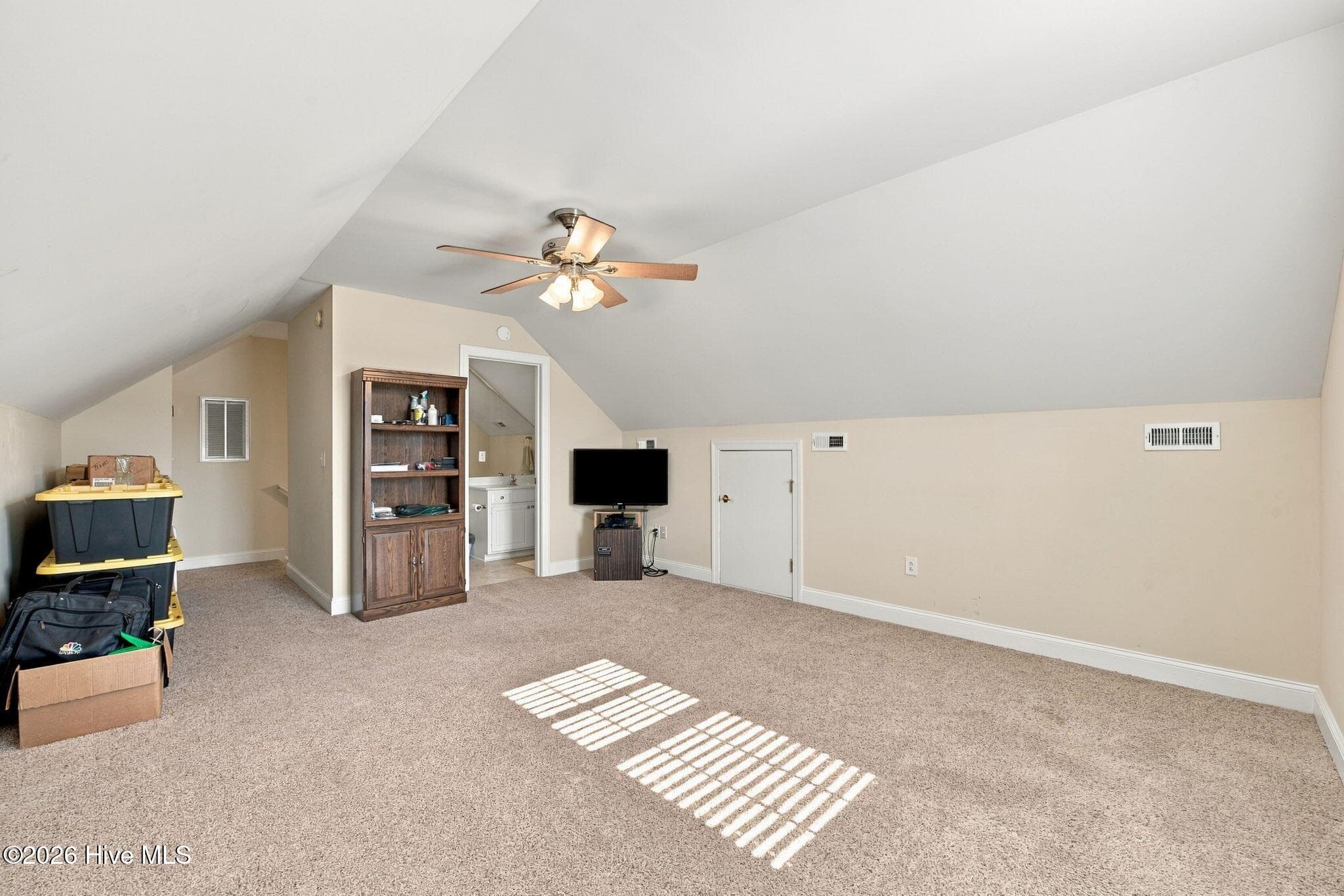 Single Family Residence at 124 Mom Lane, New Bern, NC 28562, photo 27 of 46