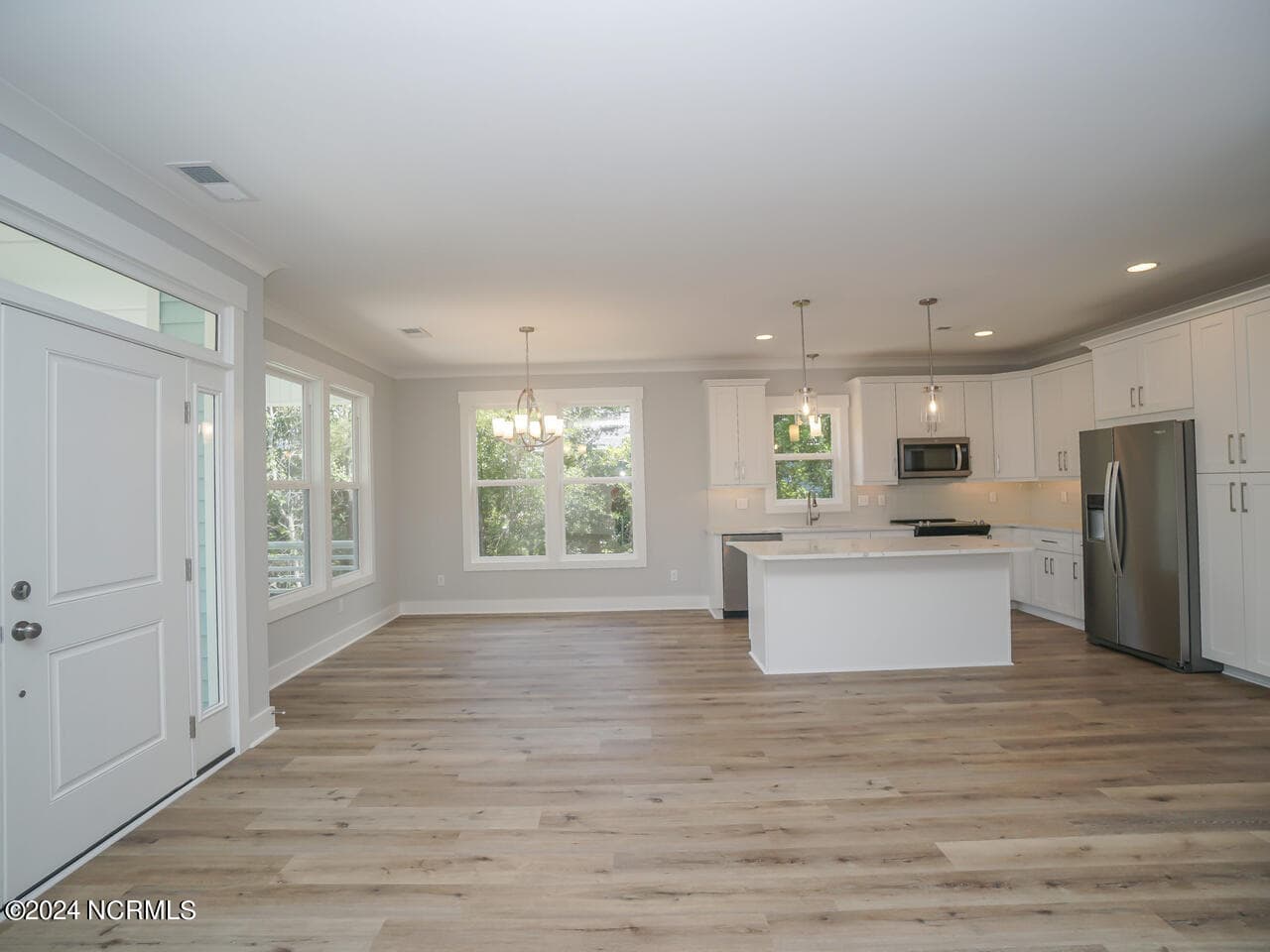 Single Family Residence at 104 SE 6th Street, Oak Island, NC 28465, photo 47 of 92