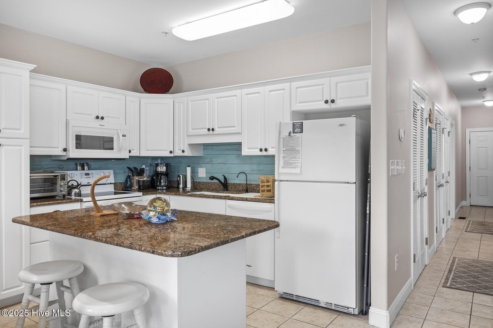 Just the right-sized kitchen - 1700 Salter Path Road 202-R, Indian Beach, NC 28512