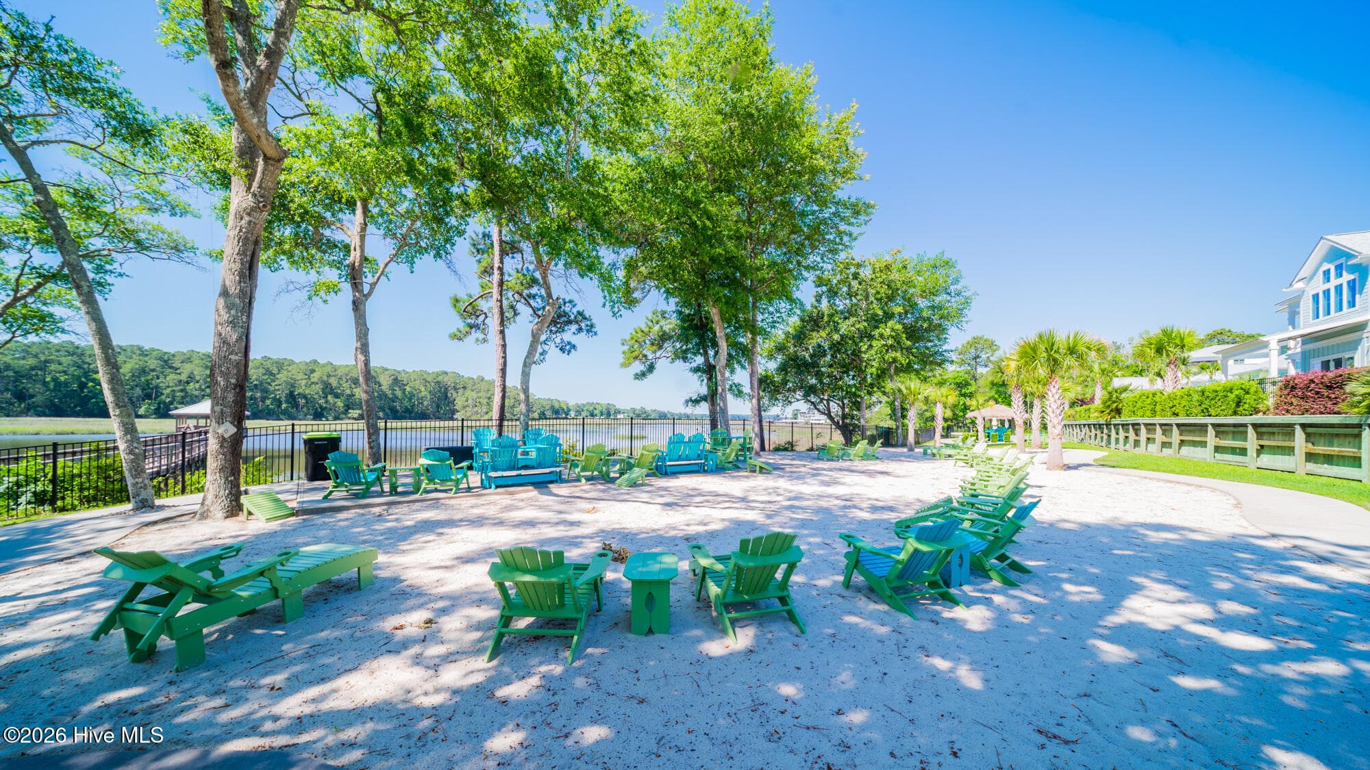 Picnic area at Calabash River - 2051 Manor Parc Drive, Calabash, NC 28467