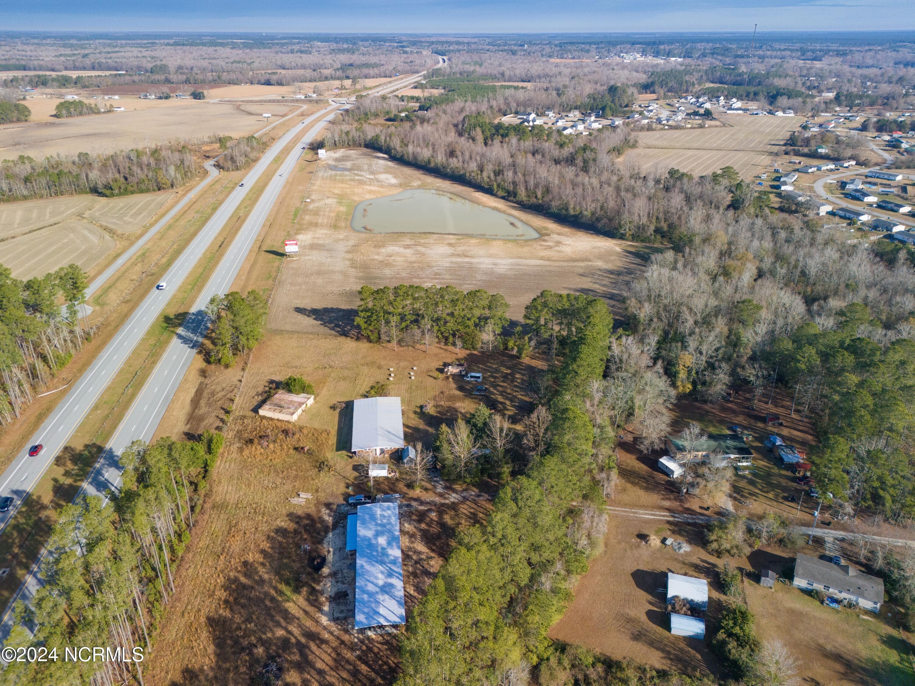 Undeveloped at 24 Acres White Oak River Road, Maysville, NC 28555, photo 3 of 17