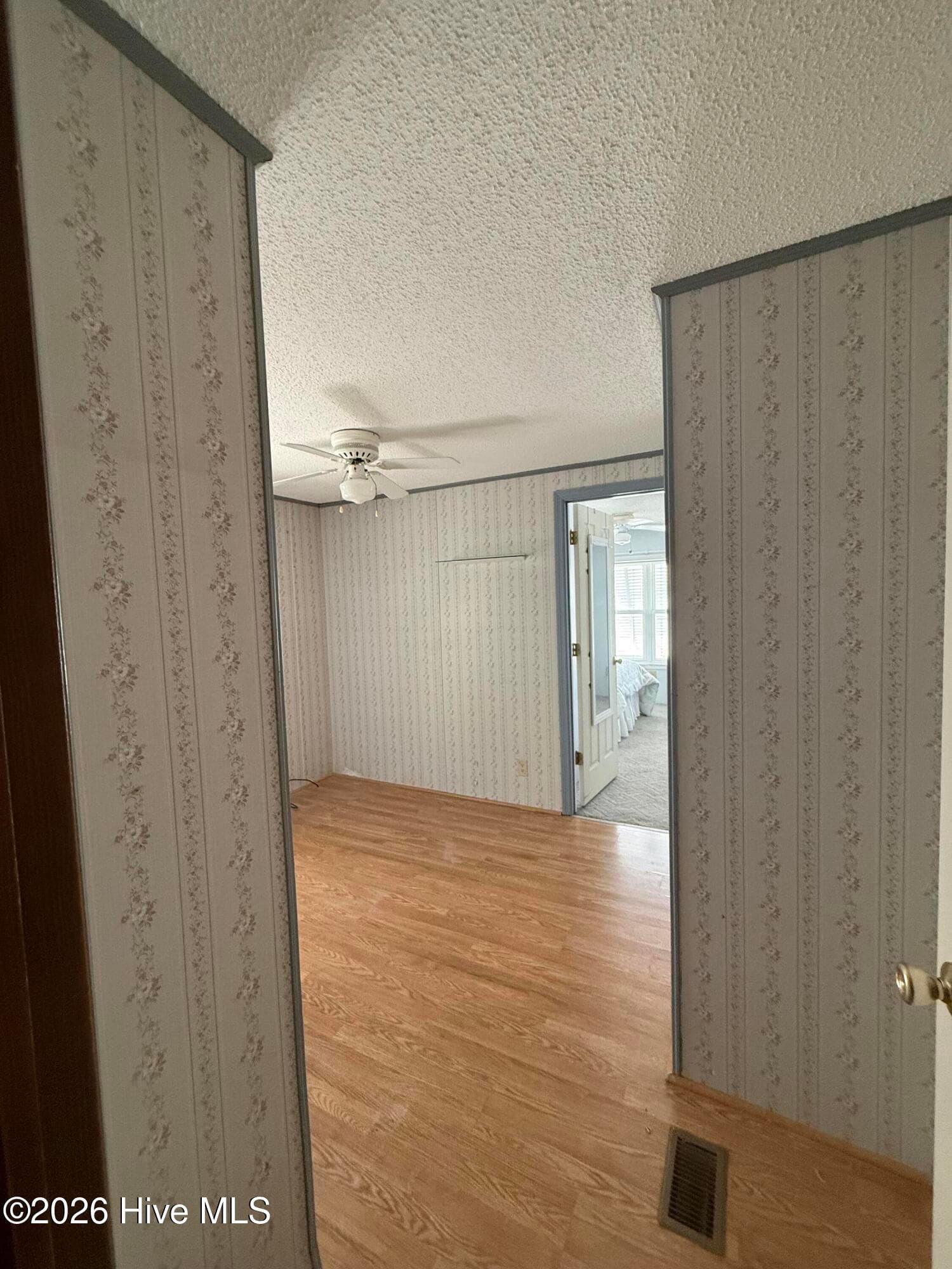 Manufactured Home at 114 Lejeune Road, Cape Carteret, NC 28584, photo 24 of 57