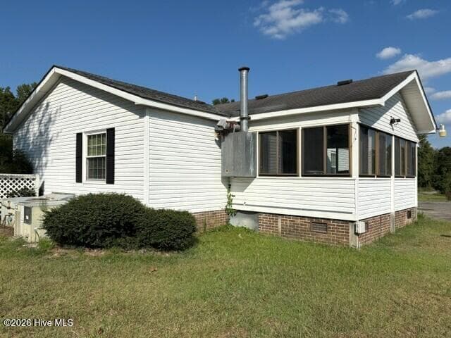 Manufactured Home at 6171 Old Raleigh Road, Sims, NC 27880, photo 4 of 36