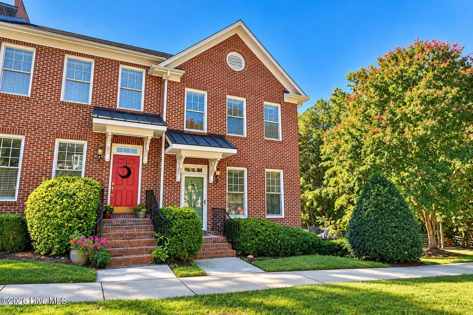 900 Edgewater Circle, Chapel Hill, NC 27516