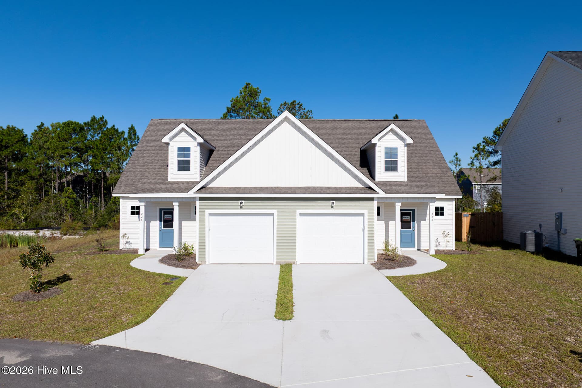 Townhouse at 226 Sandpiper Place, Holly Ridge, NC 28445, photo 2 of 26