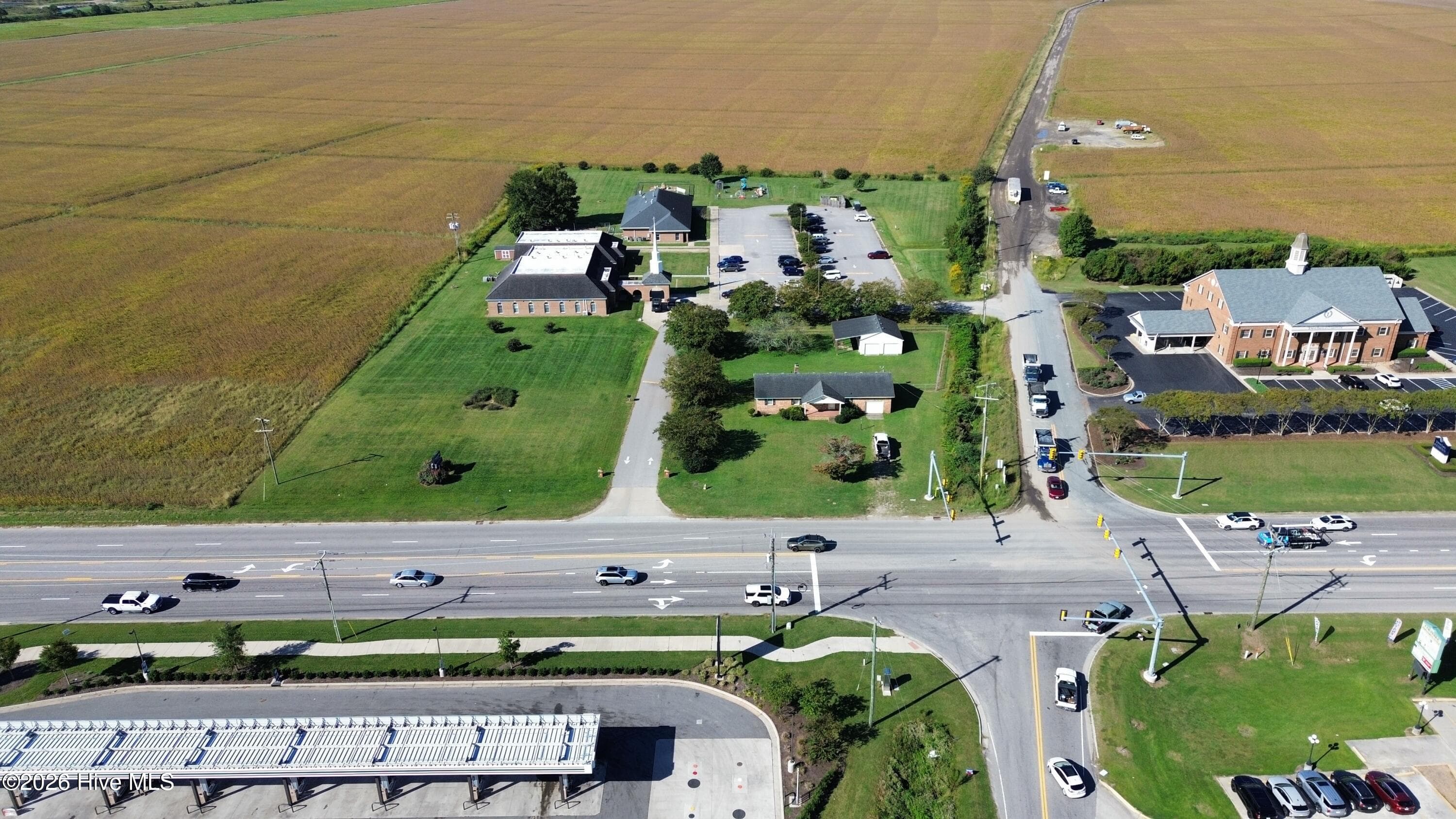 New commercial listing for sale on Caratoke Highway in Moyock - 262 Caratoke Highway, Moyock, NC 27958, Moyock