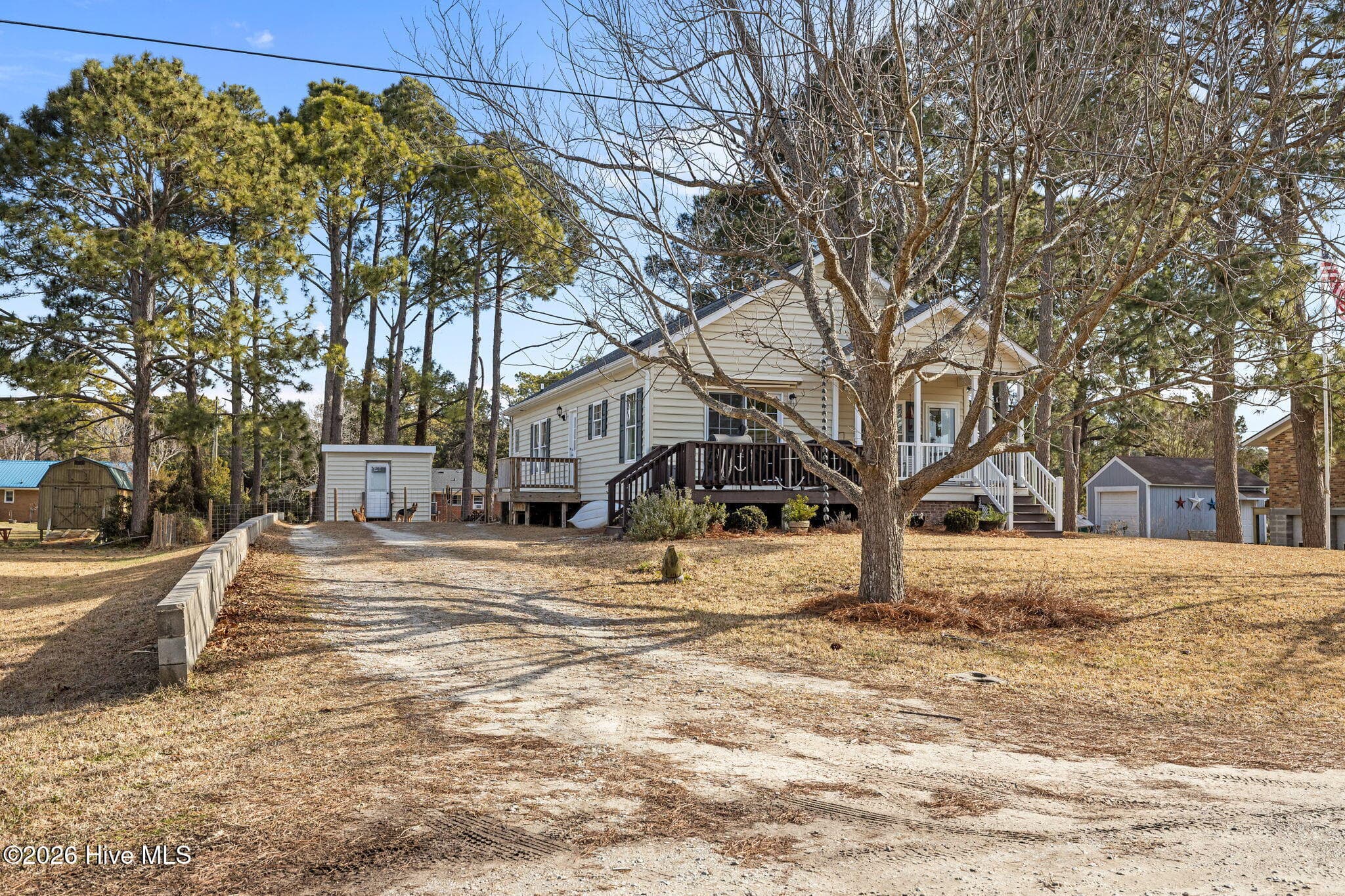Driveway - 139 Bayshore Street, Sea Level, NC 28577