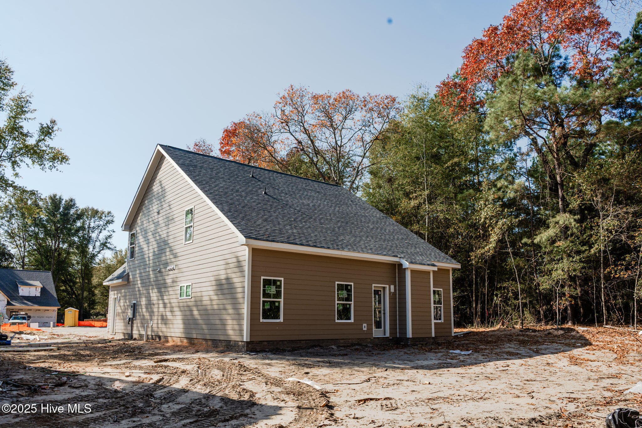 TELLURIDE LOT 04 - 'Berton' - 221 Telluride Court, Aberdeen, NC 28315