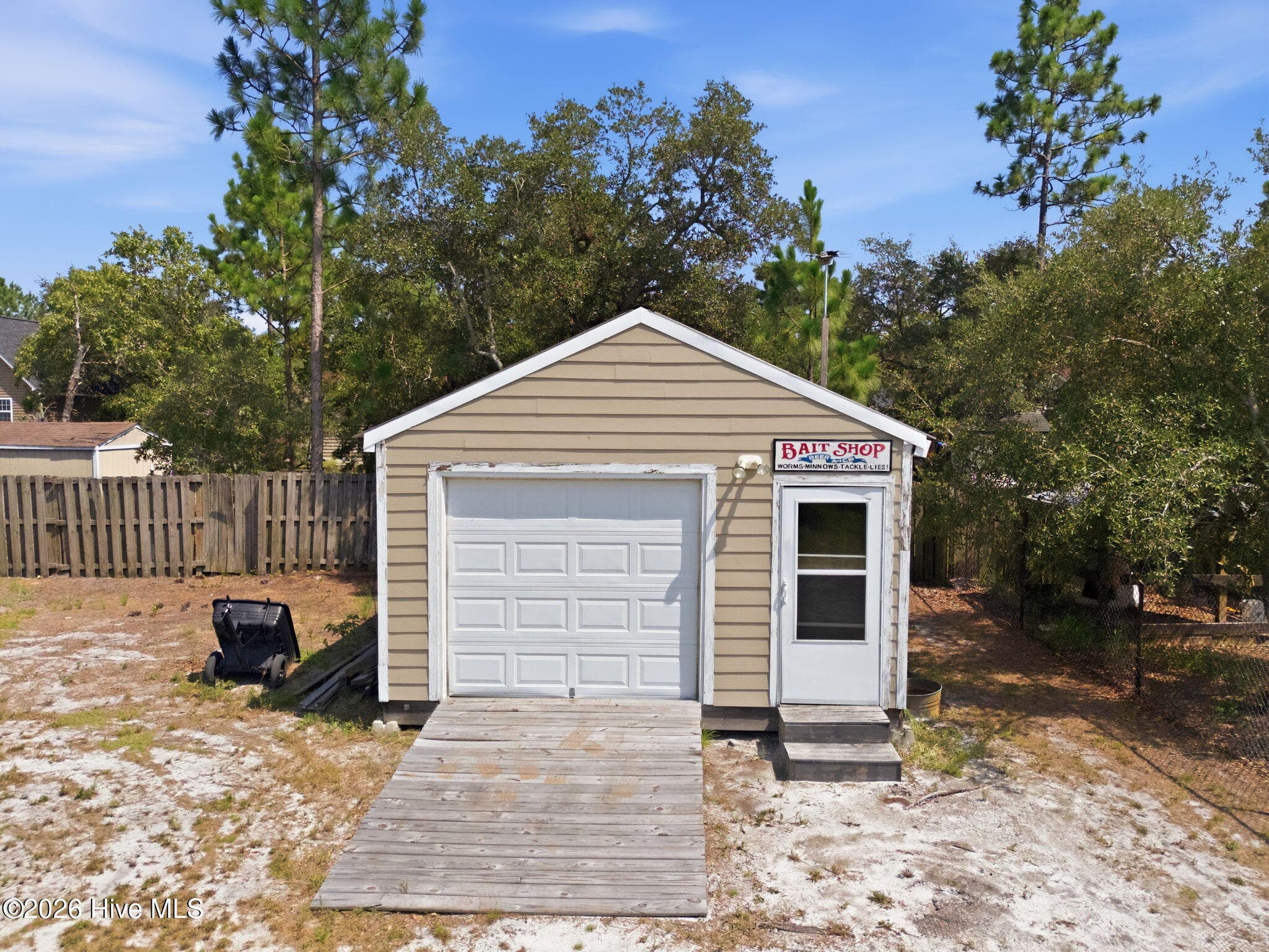 Single Family Residence at 2000 Southport Lane, Southport, NC 28461, photo 33 of 50