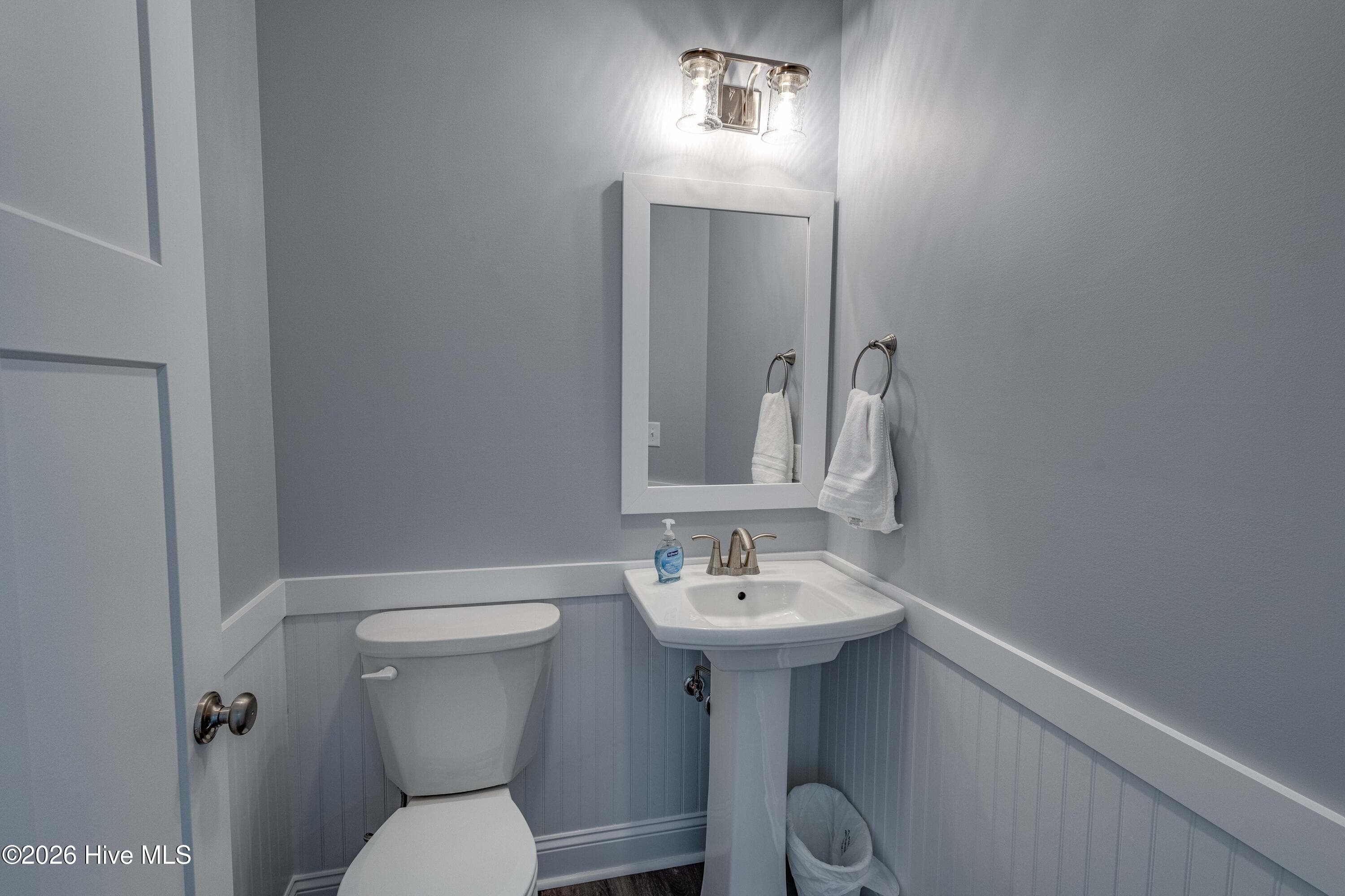 Single Family Residence at 809 N Anderson Boulevard, Topsail Beach, NC 28445, photo 20 of 51