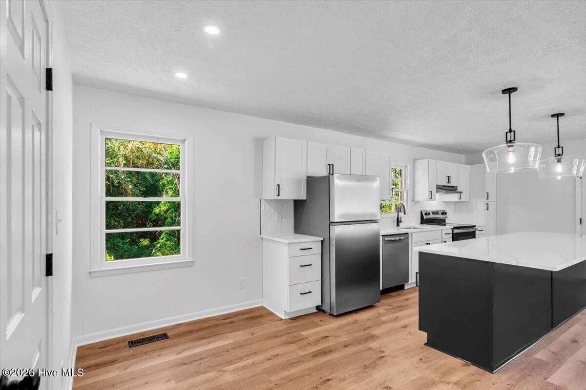 Single Family Residence at 604 S Hardin Street, Southern Pines, NC 28387, photo 13 of 46