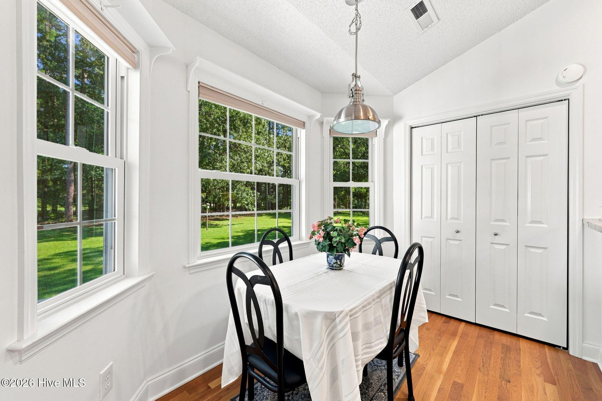 Single Family Residence at 2119 Royal Pines Drive, New Bern, NC 28560, photo 10 of 58
