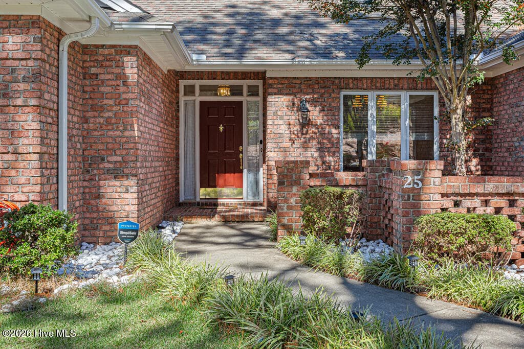 25 Ivy Way Pinehurst NC entry - 25 Ivy Way, Pinehurst, NC 28374