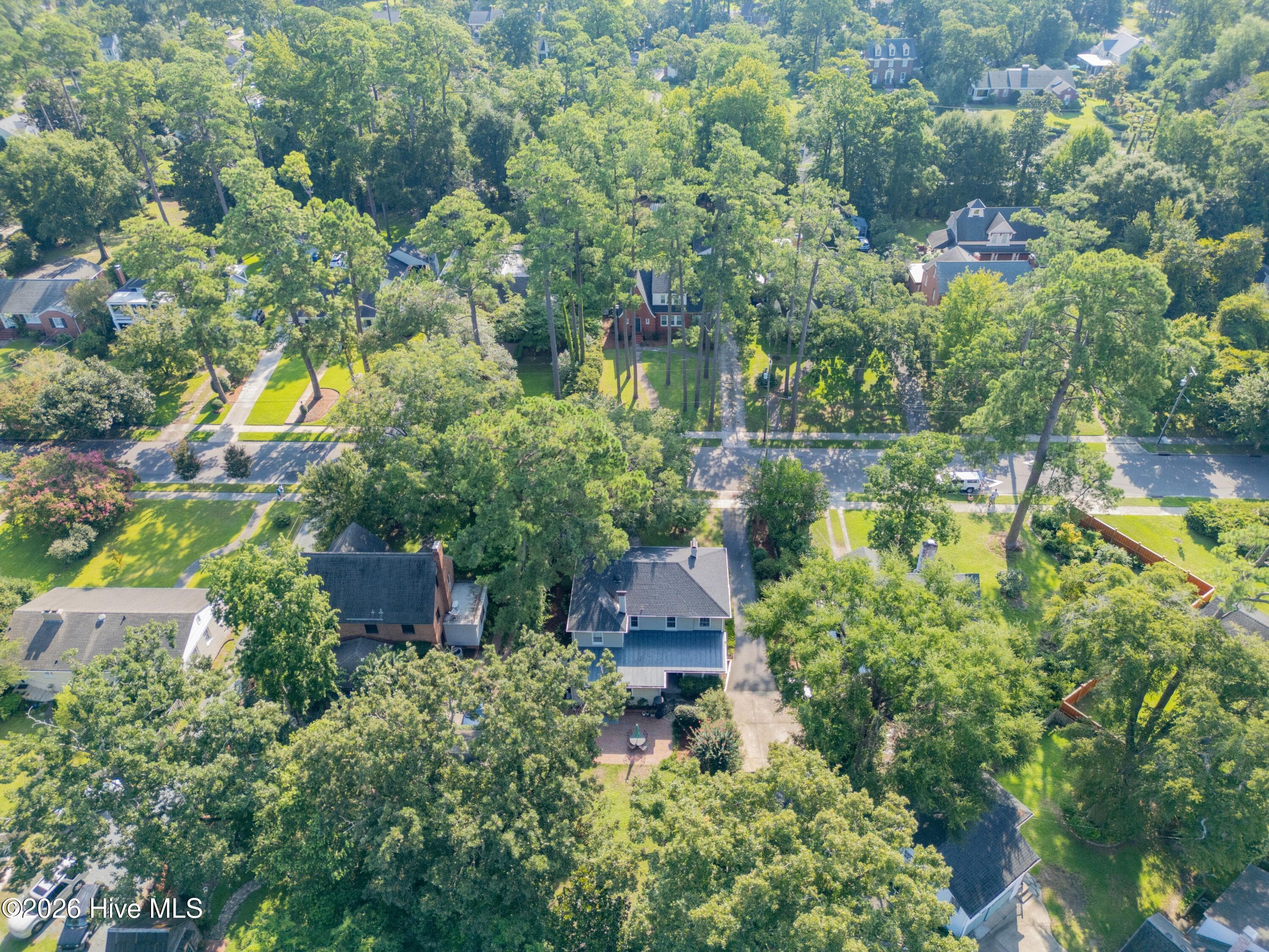 Single Family Residence at 318 Colonial Drive, Wilmington, NC 28403, photo 70 of 74