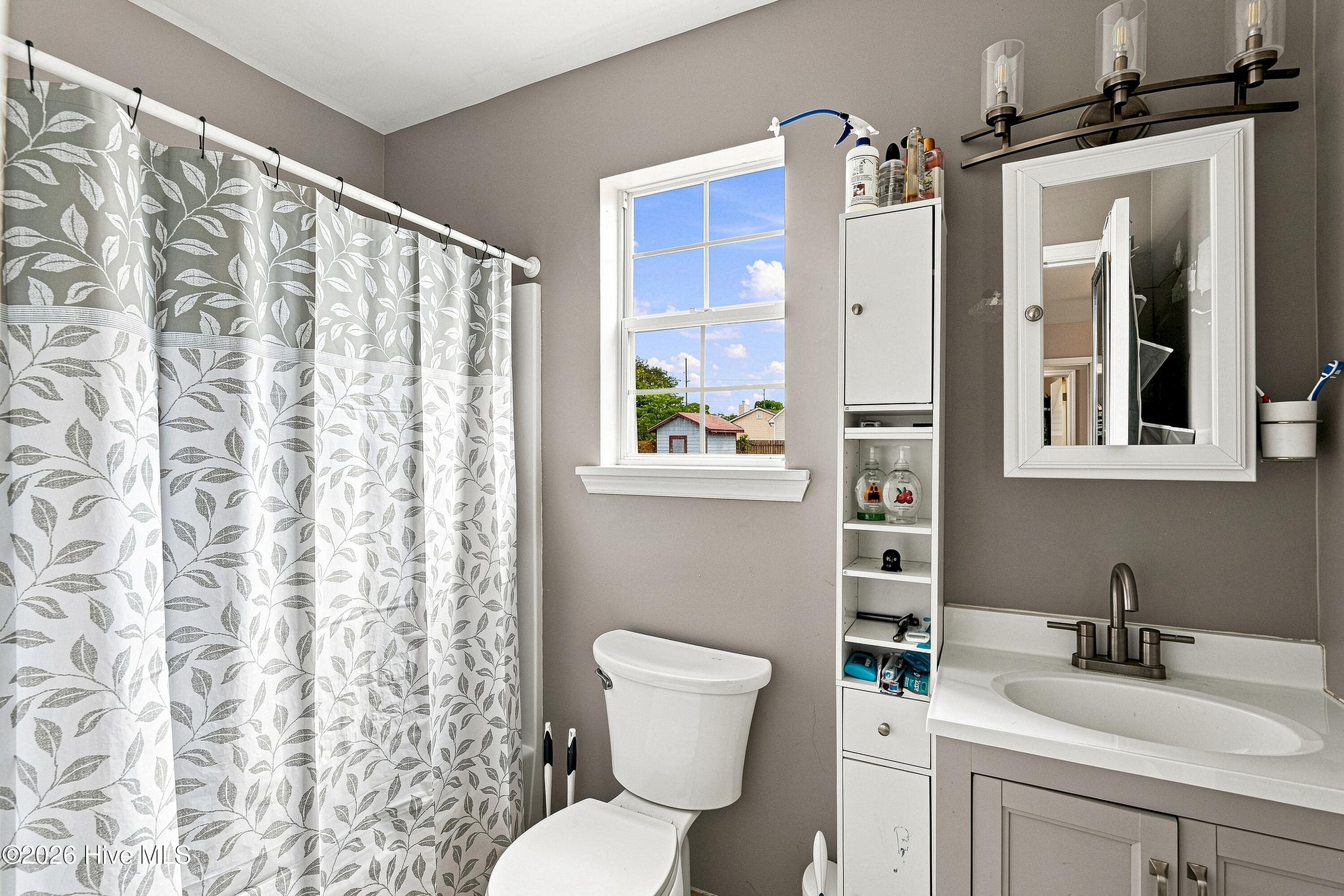 Primary Bathroom - 215 S Ginger Drive, Hubert, NC 28539