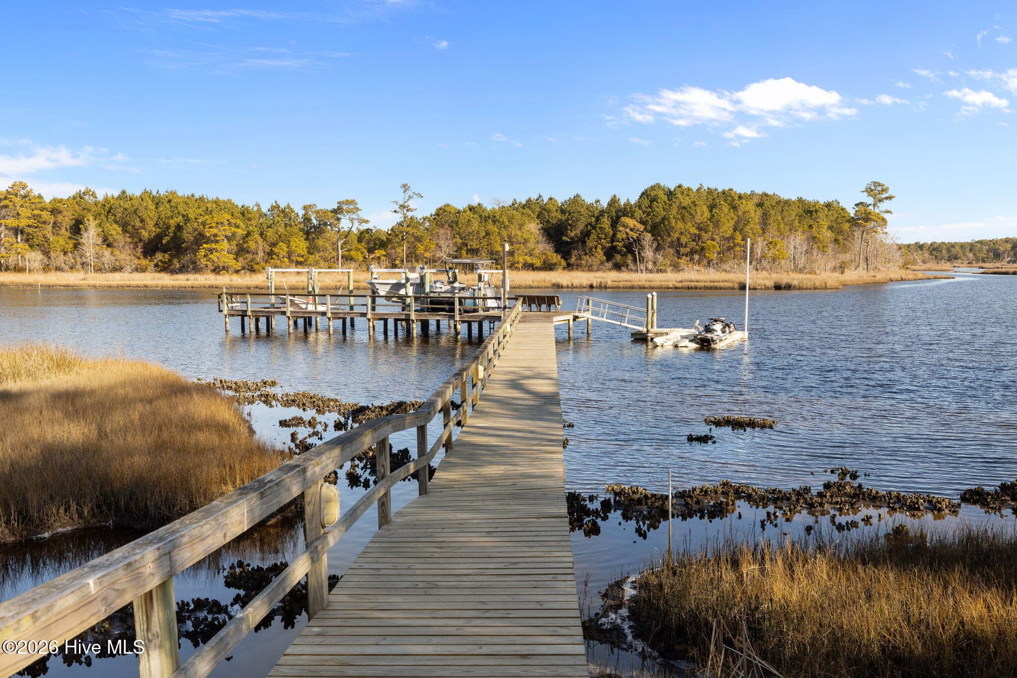 Community dock - 109 Key West Lane, Newport, NC 28570