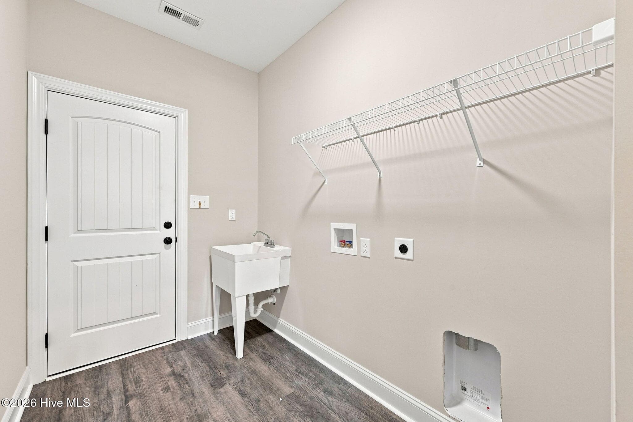 Single Family Residence at 2885 Catherine Lake Road, Richlands, NC 28574, photo 58 of 78