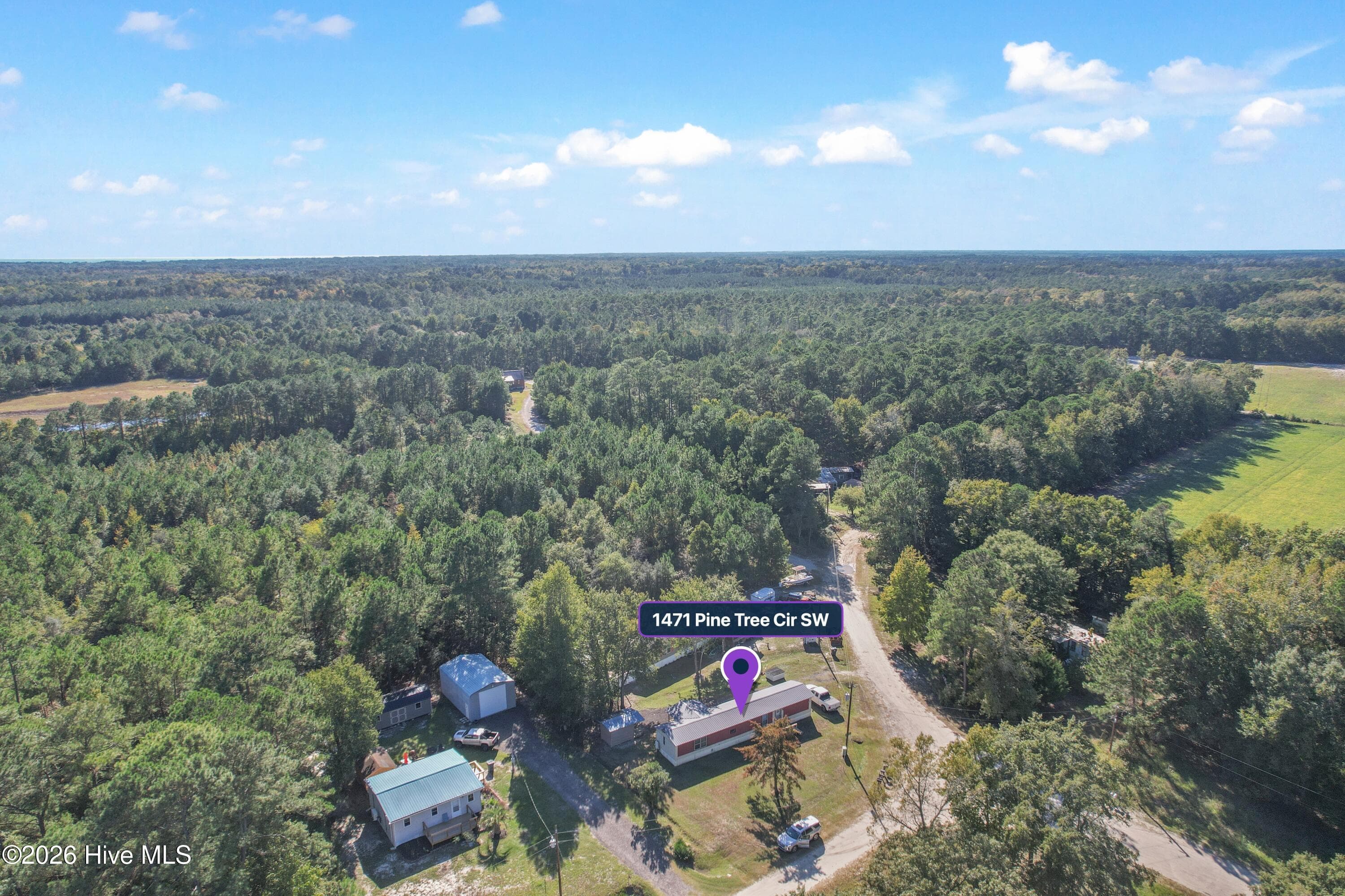 Manufactured Home at 1471 Pine Tree Circle SW, Supply, NC 28462, photo 21 of 23