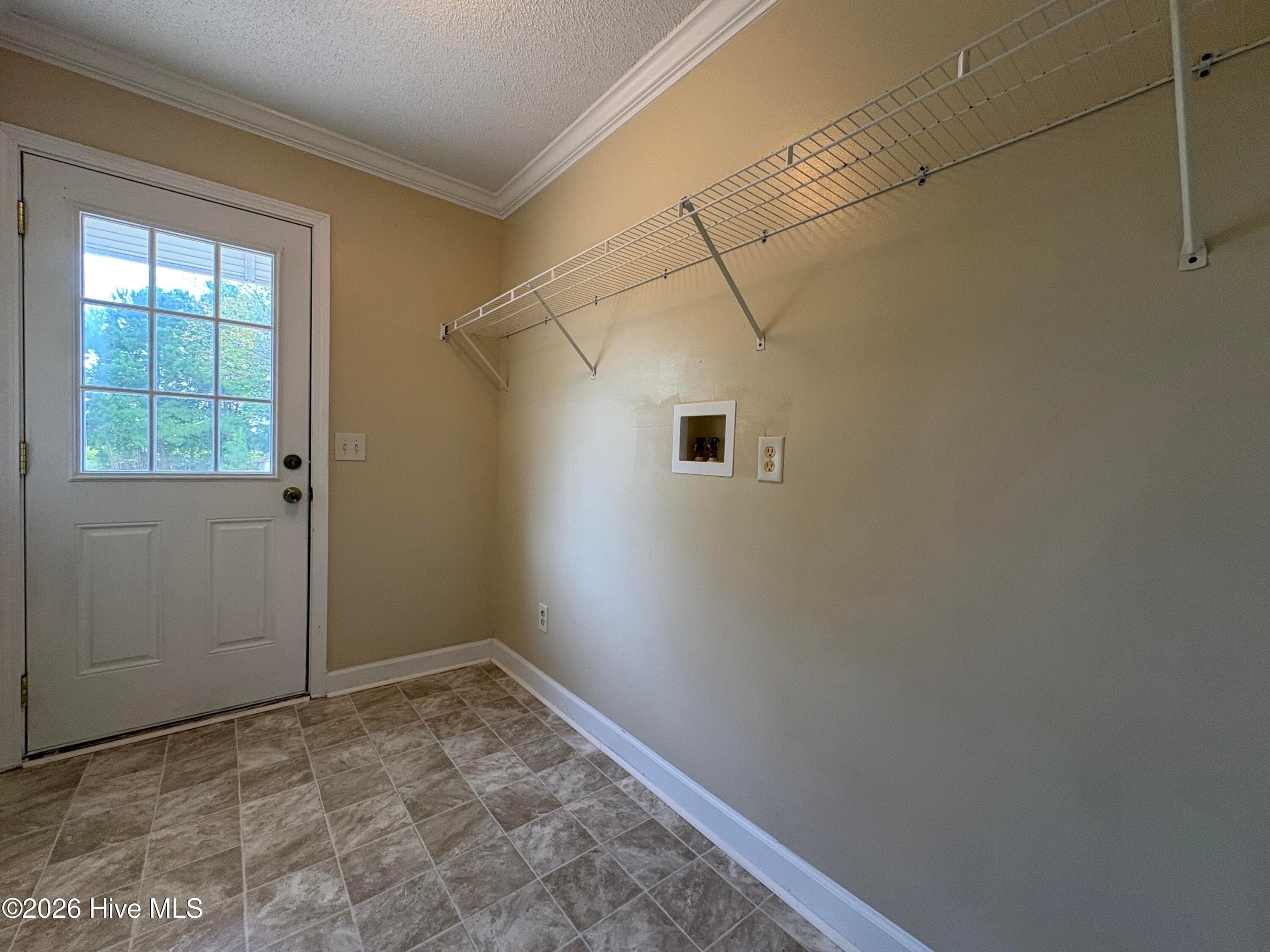 Laundry - 2992 Market St Ex Ext, Washington, NC 27889