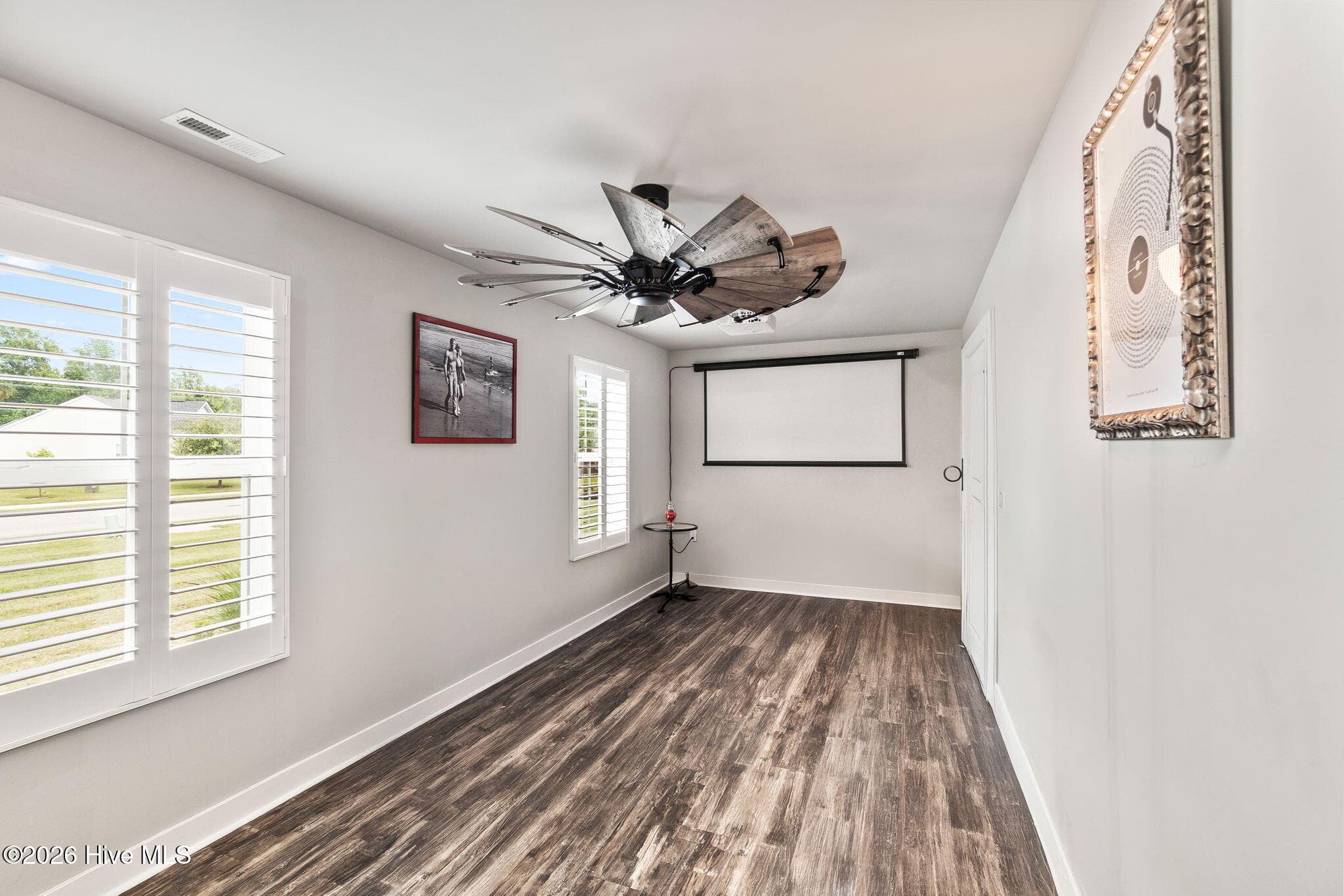 Single Family Residence at 106 Hidden View Loop, Moyock, NC 27958, photo 11 of 33