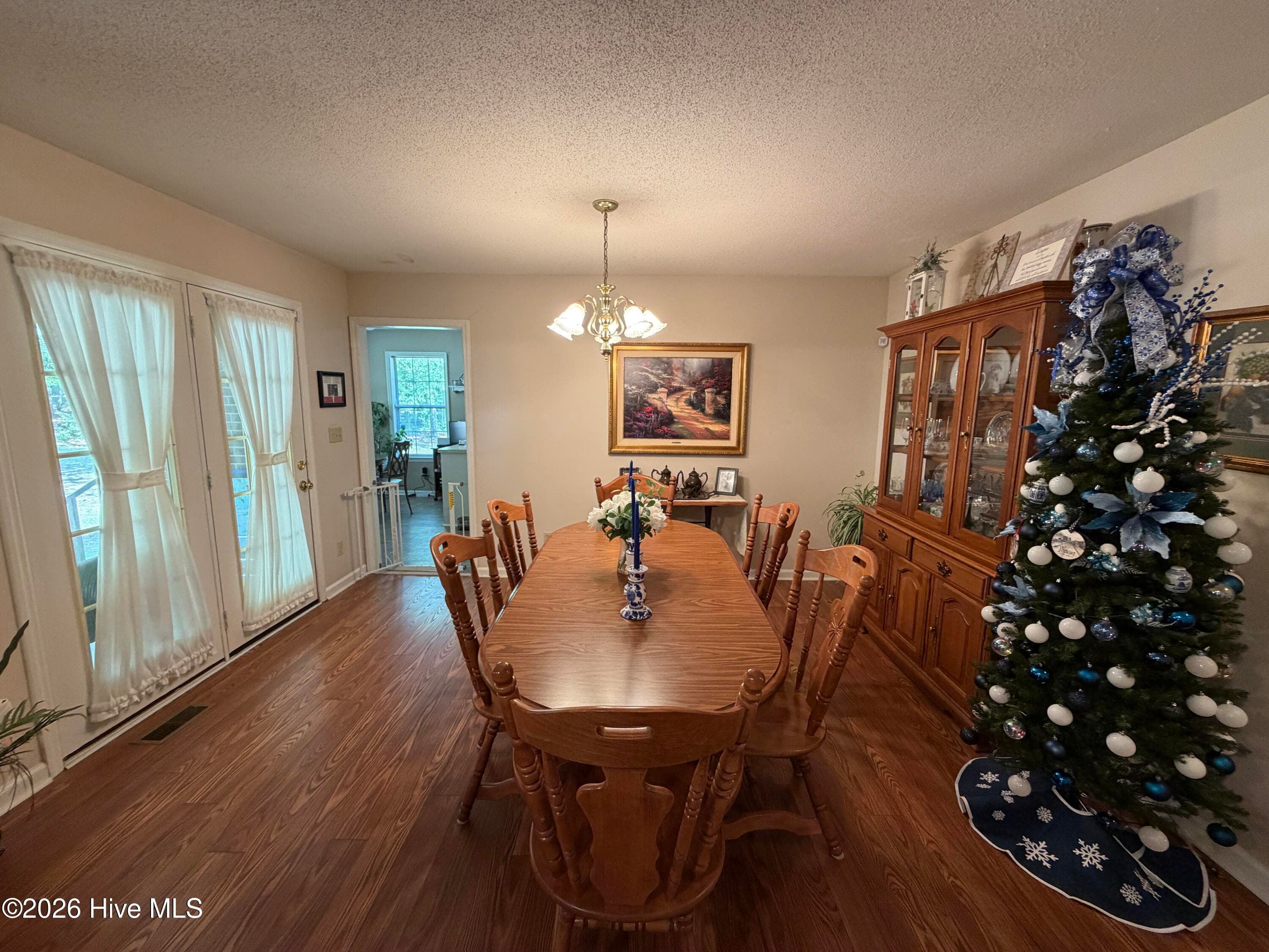 Single Family Residence at 1331 Carl Drive, Thomson, GA 30824, photo 5 of 34
