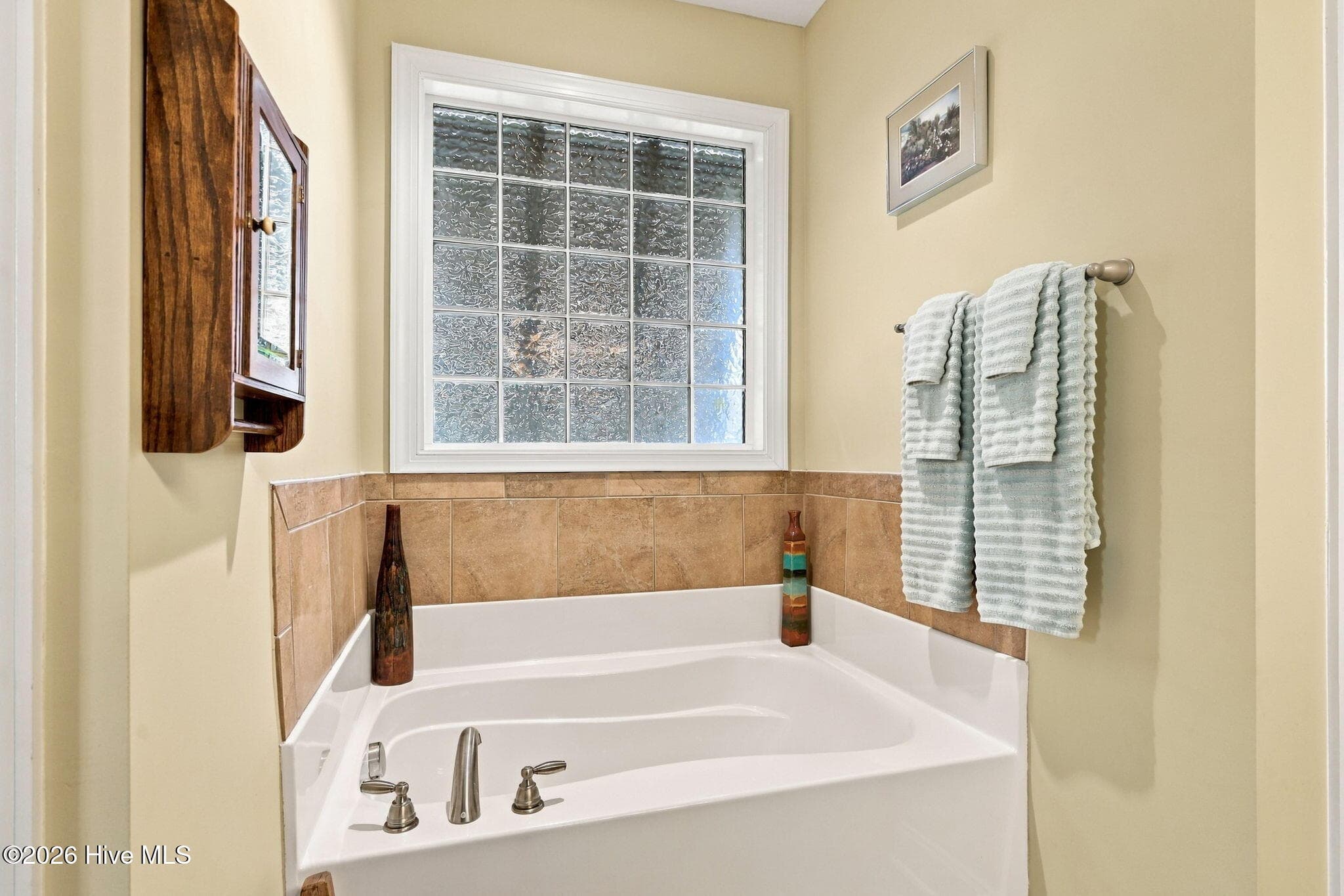 Single Family Residence at 203 Coldwater Drive, Swansboro, NC 28584, photo 25 of 49