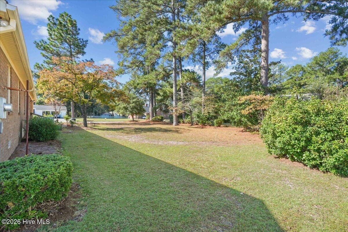 Single Family Residence at 3000 Camelot Drive, Kinston, NC 28504, photo 10 of 51