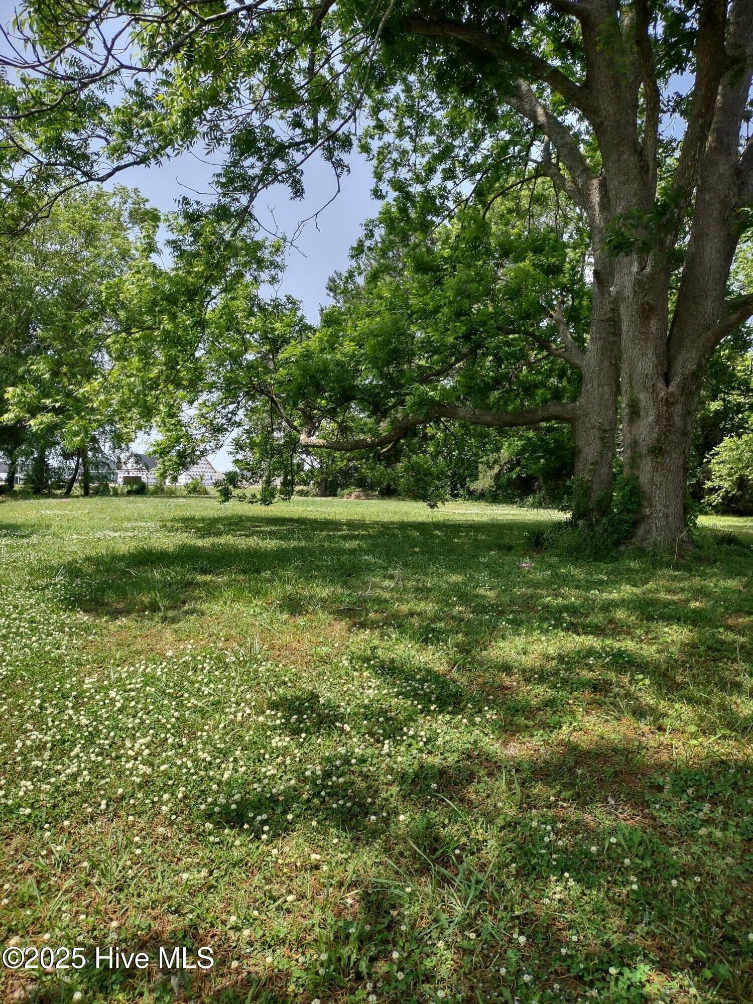 1671 Caratoke Highway, Moyock, NC 27958