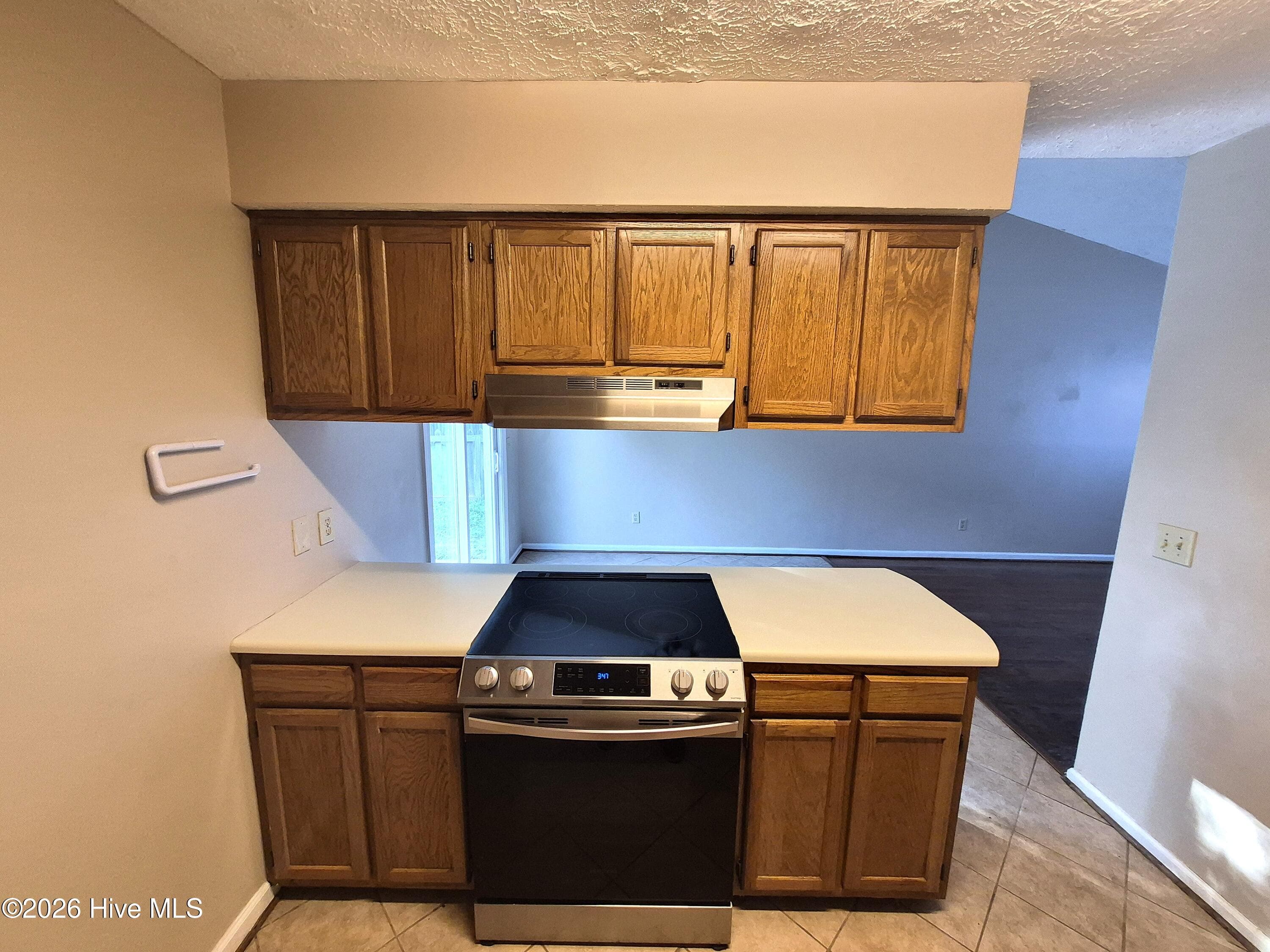 Single Family Residence at 809 Autumn Leaves Court, Wilmington, NC 28411, photo 15 of 26