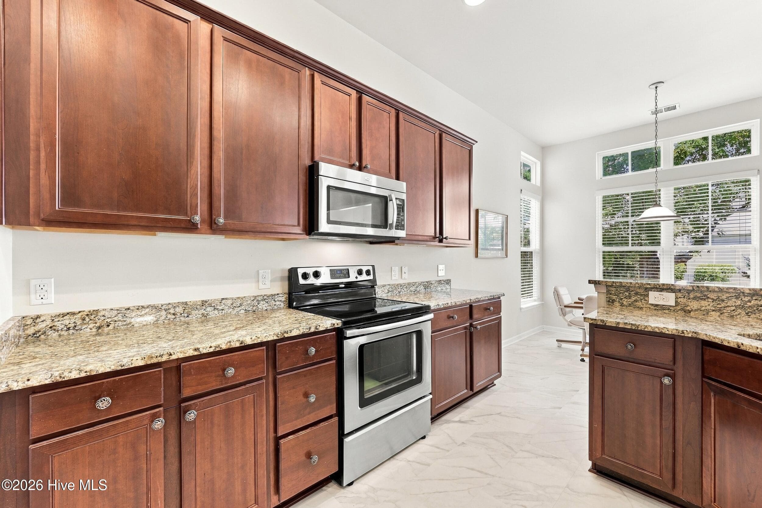 Single Family Residence at 702 Pipit Place NW, Calabash, NC 28467, photo 24 of 97