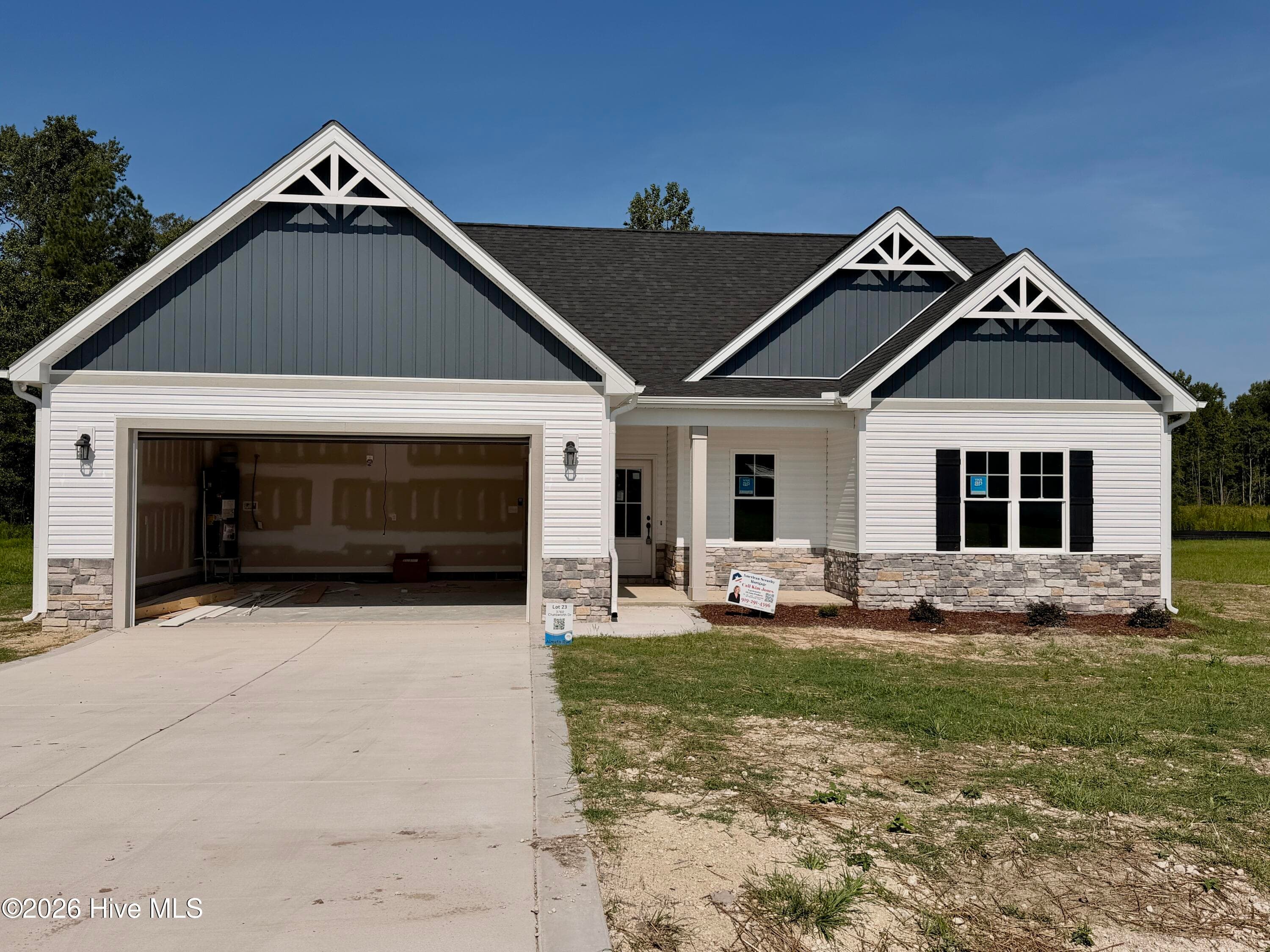 Single Family Residence at 3760 Chatsworth Drive, La Grange, NC 28551, photo 13 of 77