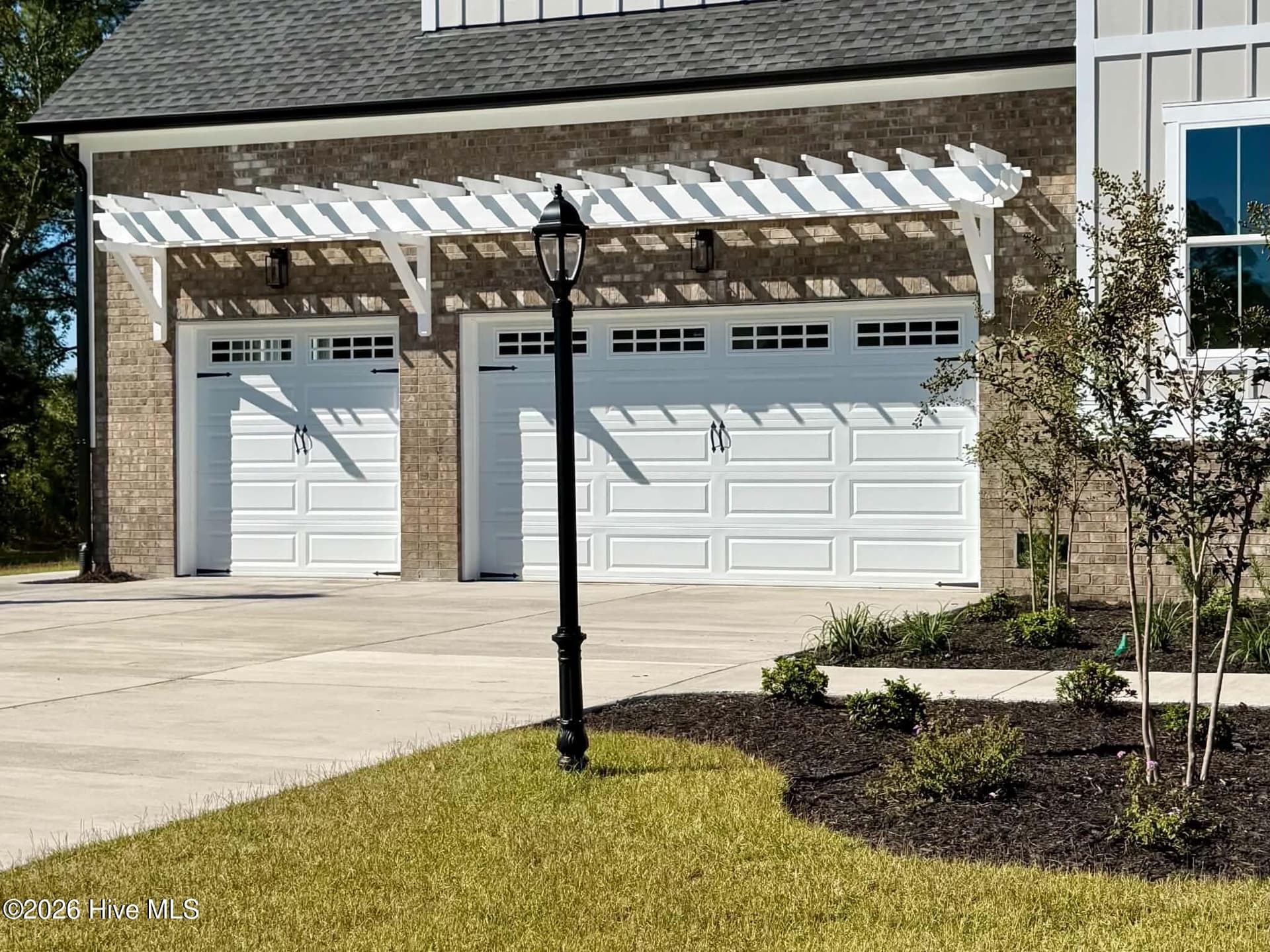 Three car garage, oversized. - 550 Glenburnie Street NW, Calabash, NC 28467