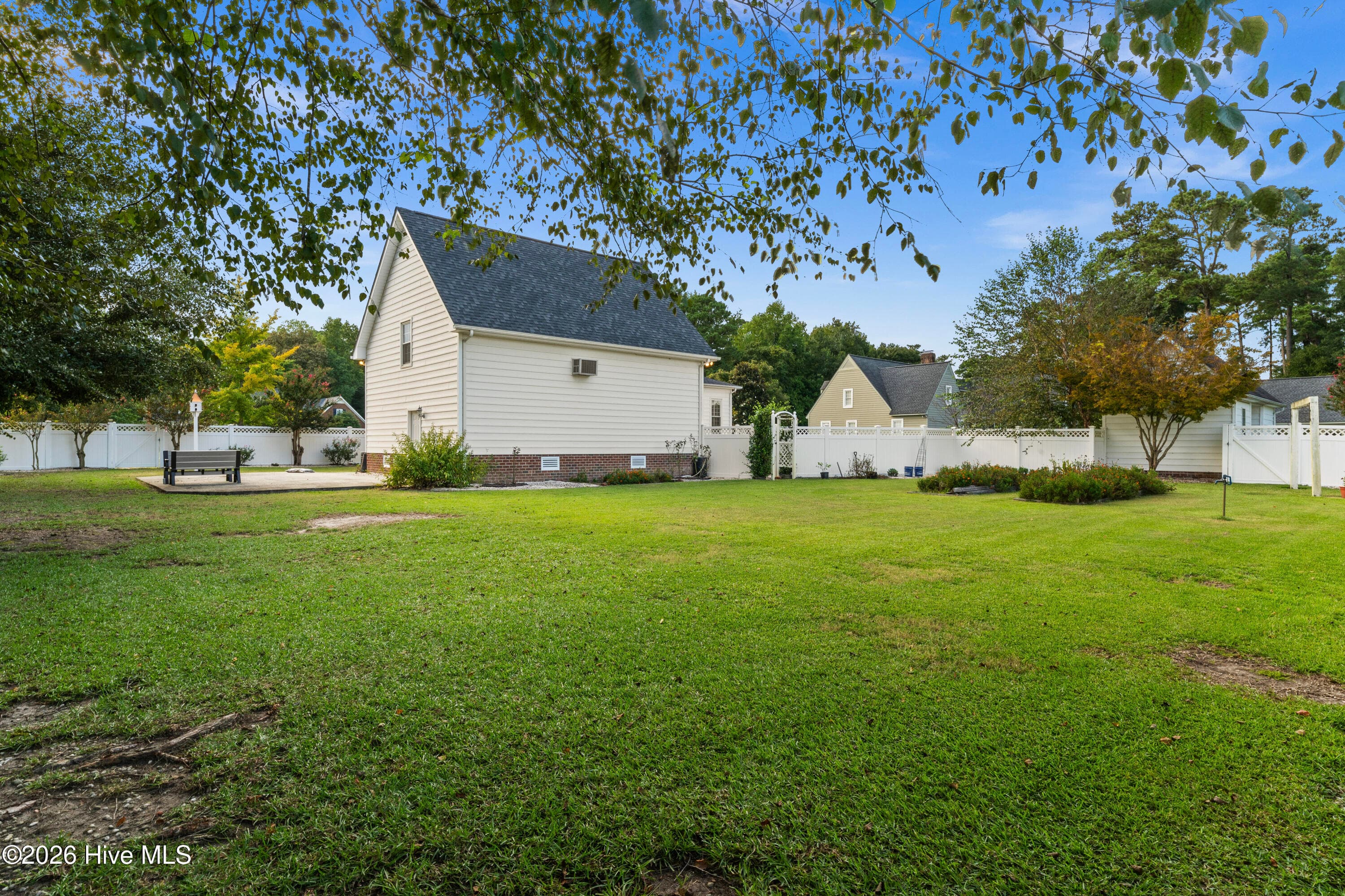 Single Family Residence at 305 Fox Ridge Road, Warsaw, NC 28398, Warsaw, photo 43 of 63