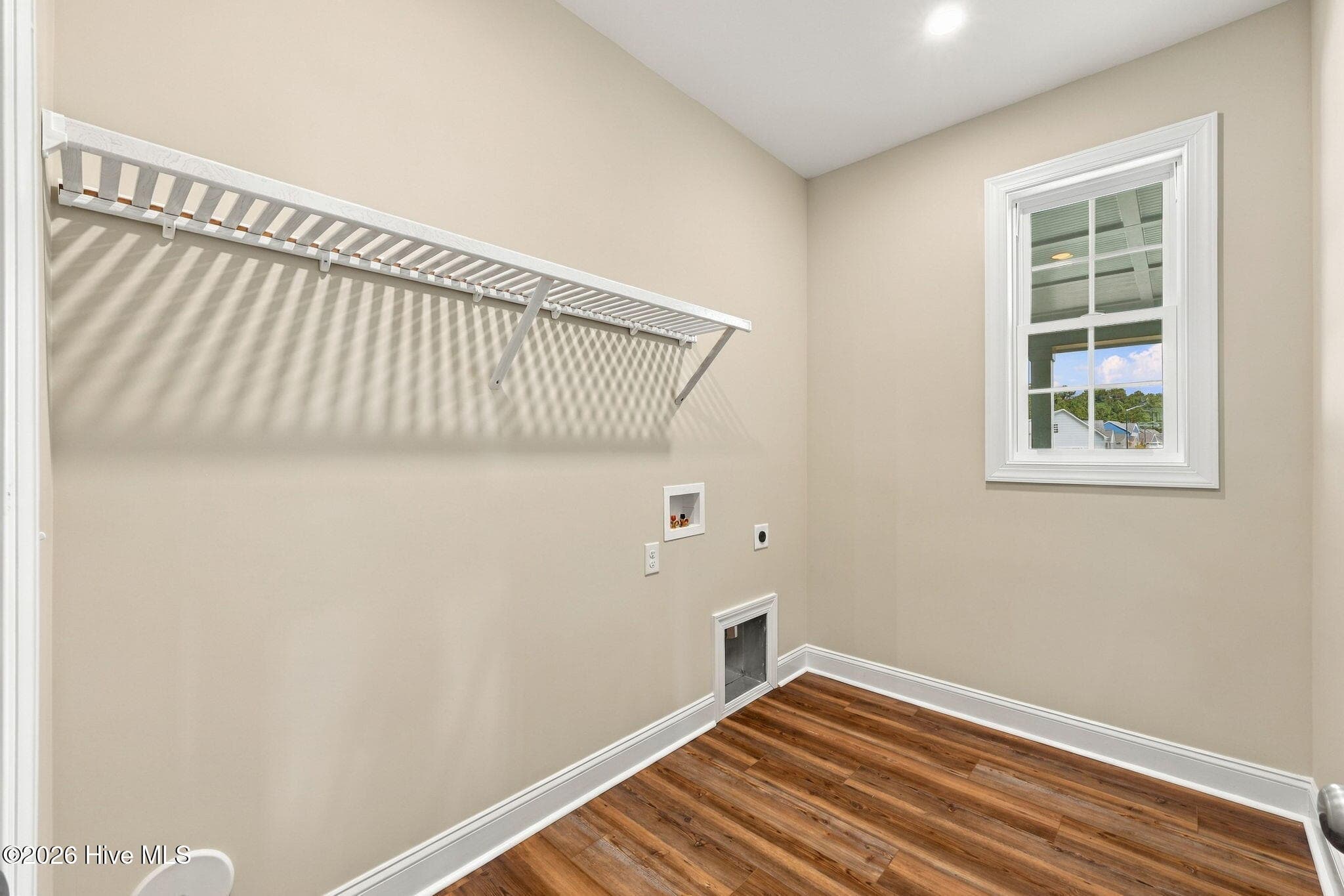 Single Family Residence at 4004 Brighton Drive, New Bern, NC 28562, photo 25 of 71