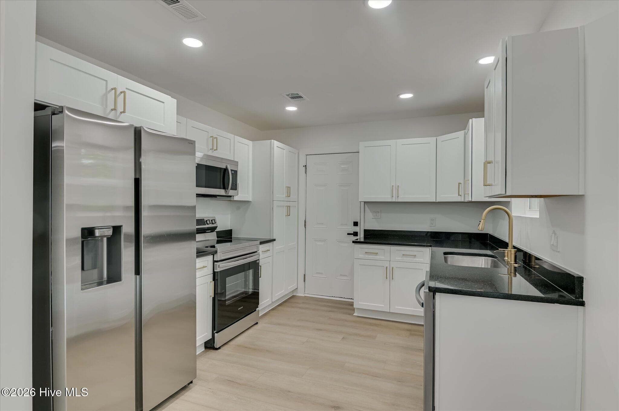 Single Family Residence at 3407 Charing Cross Court, Augusta, GA 30906, photo 15 of 35