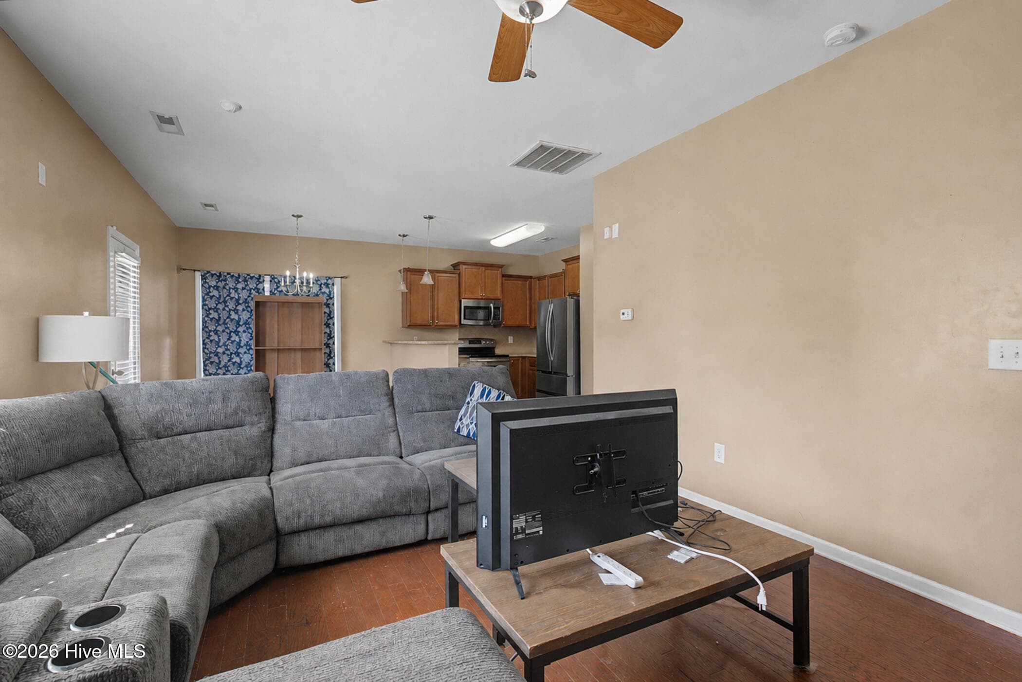 Single Family Residence at 2529 Spinnaker Drive, Hope Mills, NC 28348, photo 10 of 19