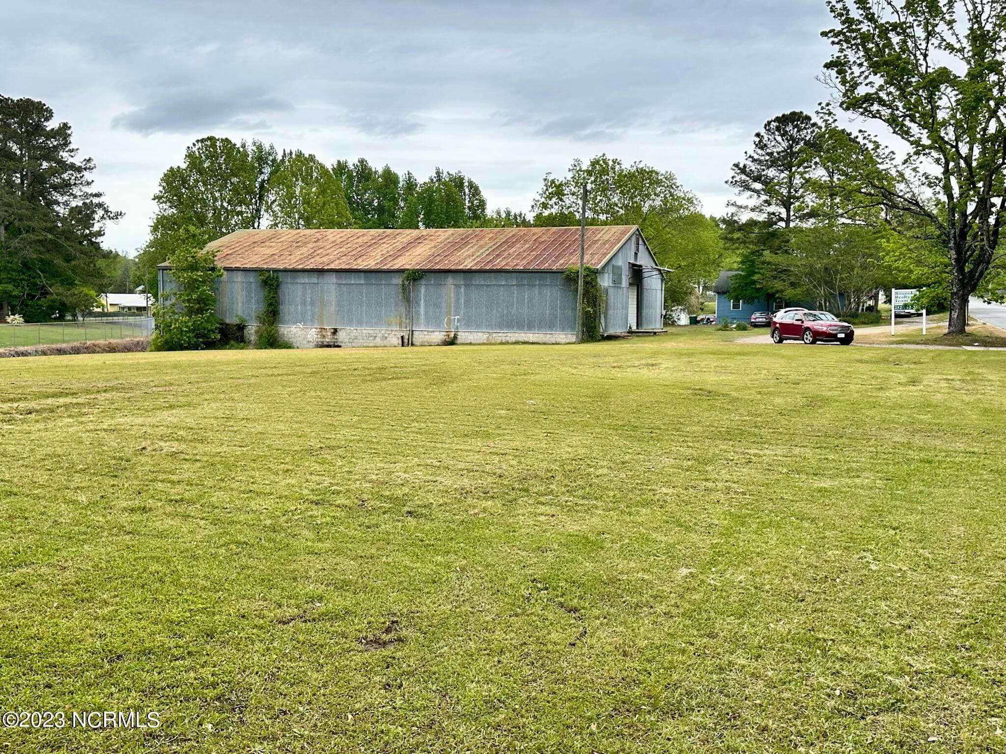 Deeded Parking at 818 W Main Street, Williamston, NC 27892, photo 20 of 20