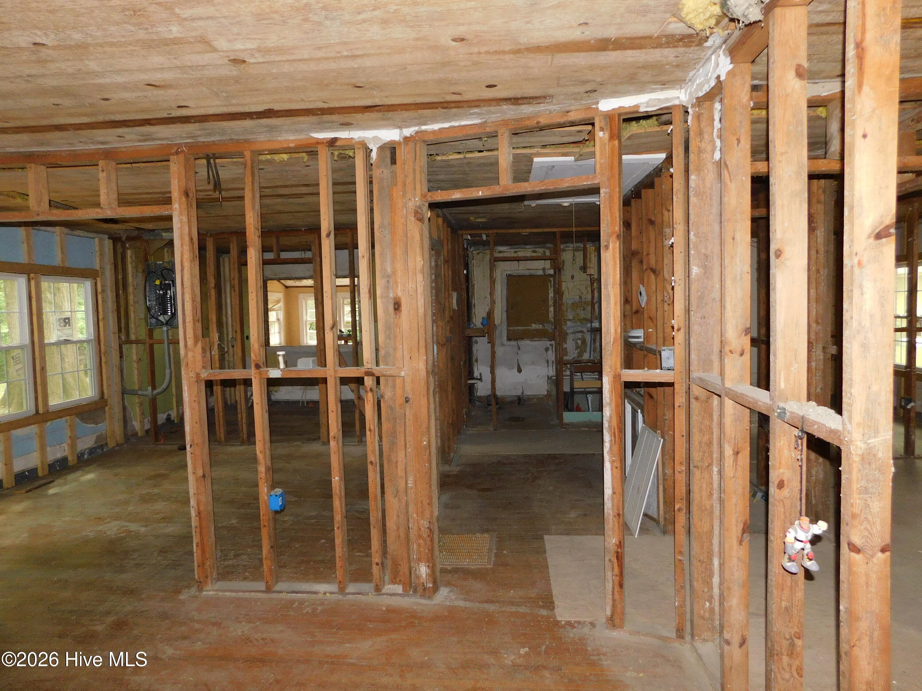 Single Family Residence at 7 First Street, Laurinburg, NC 28352, photo 9 of 20
