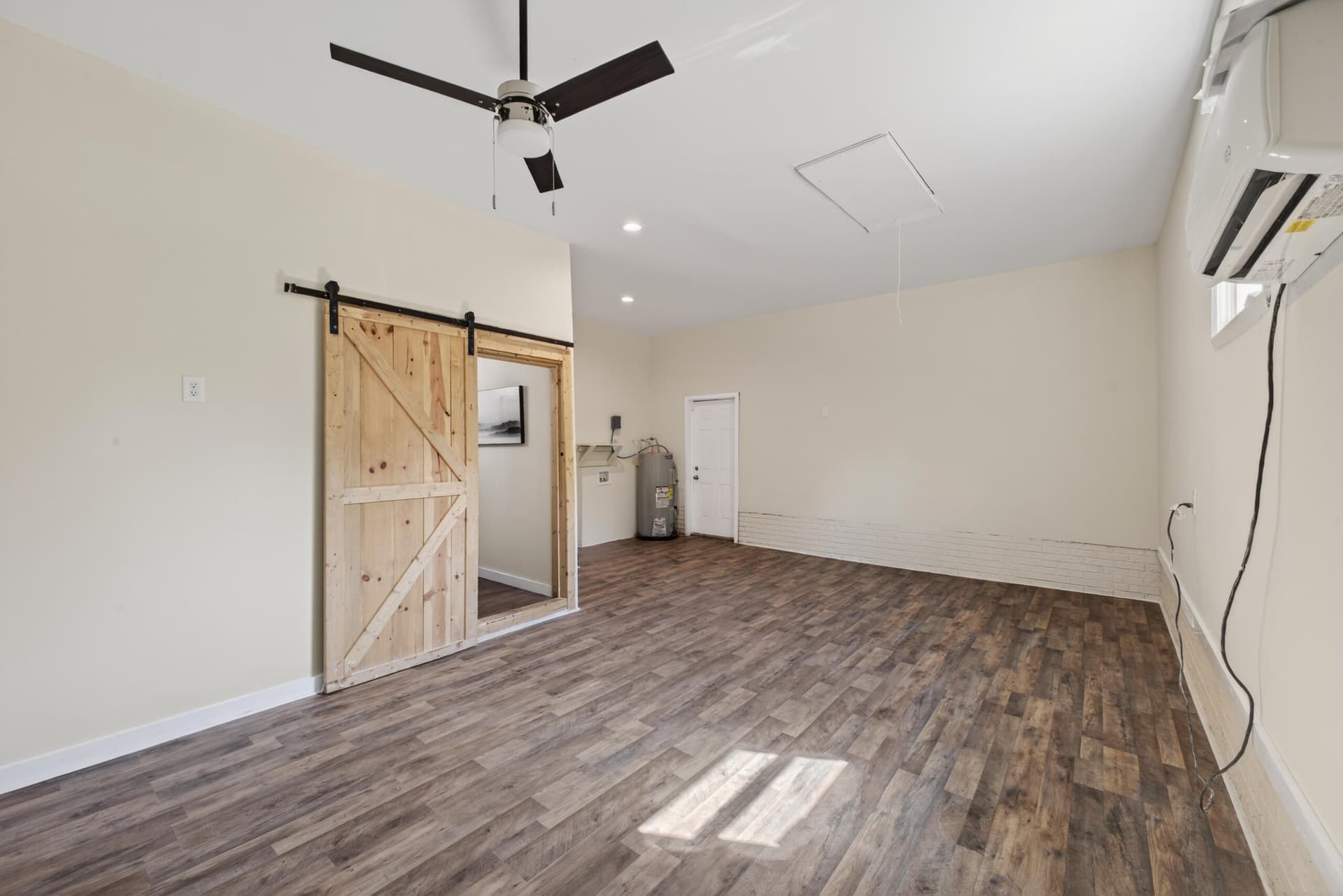 Single Family Residence at 1053 Woodcrest Drive, Beech Island, SC 29842, photo 8 of 18