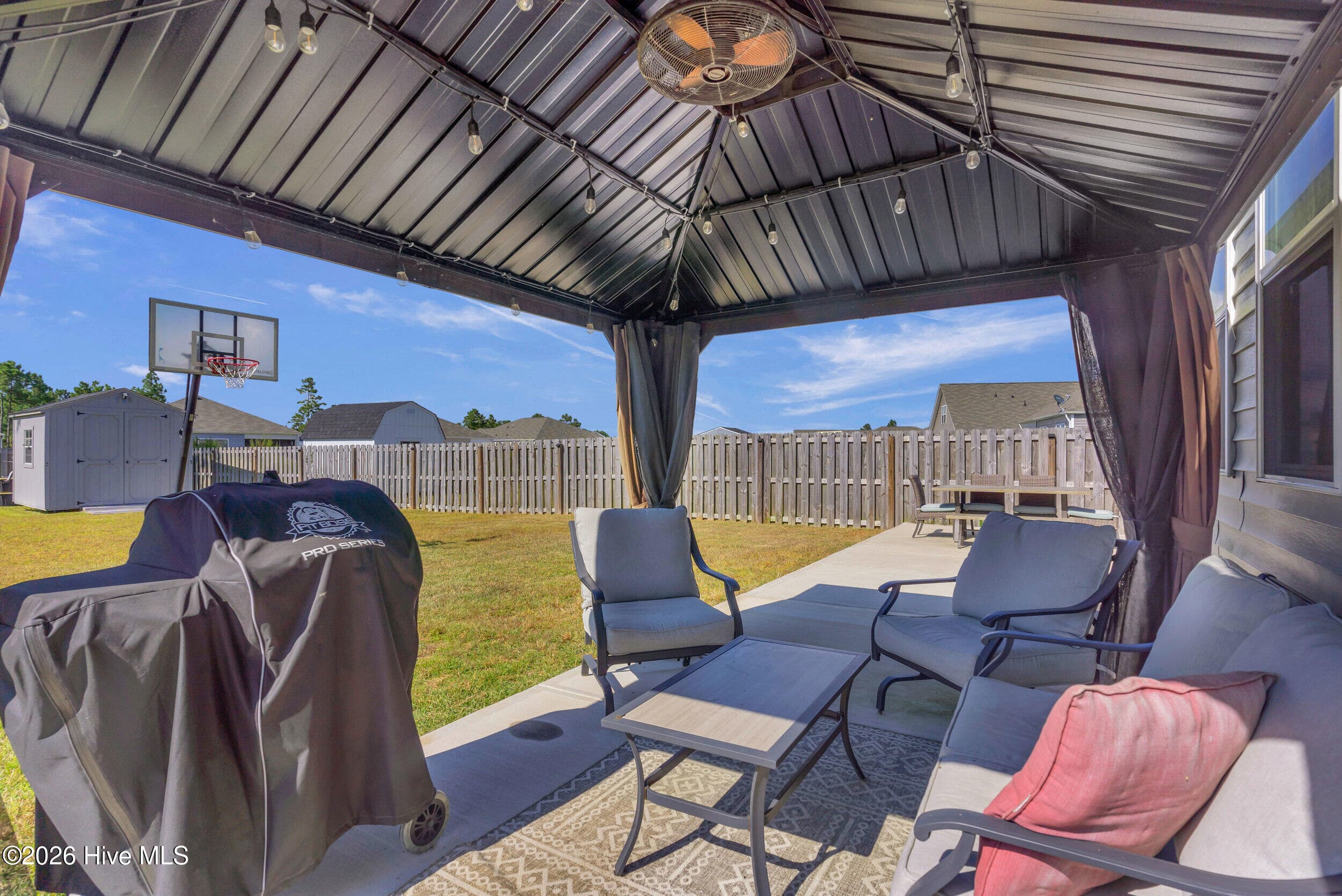 Single Family Residence at 1049 Burled Oak Rdg Lp SE, Bolivia, NC 28422, photo 44 of 83