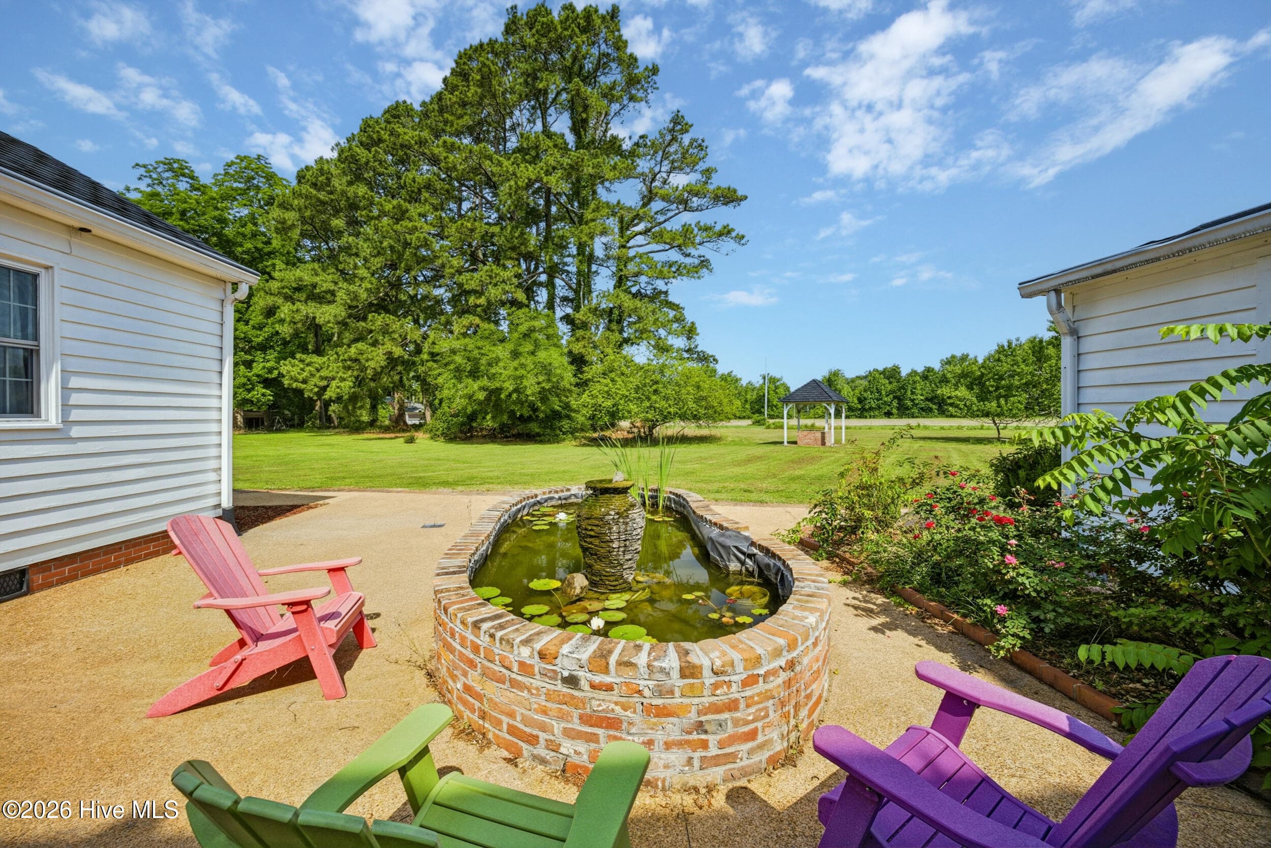 Single Family Residence at 154 Shipyard Road, Camden, NC 27921, photo 7 of 74