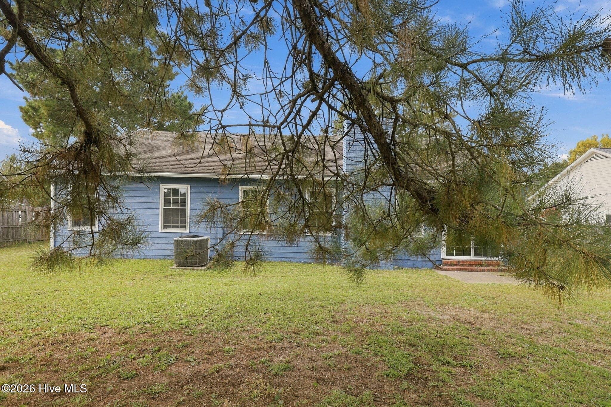 Single Family Residence at 2218 Bridle Trail, Midway Park, NC 28544, photo 25 of 60