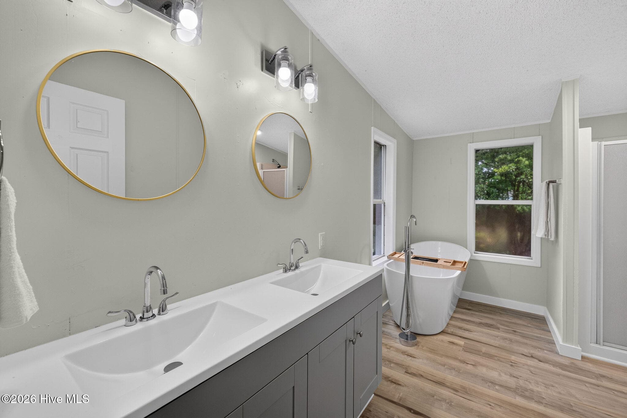 Manufactured Home at 145 Bellhammon Forest Drive, Rocky Point, NC 28457, photo 18 of 43