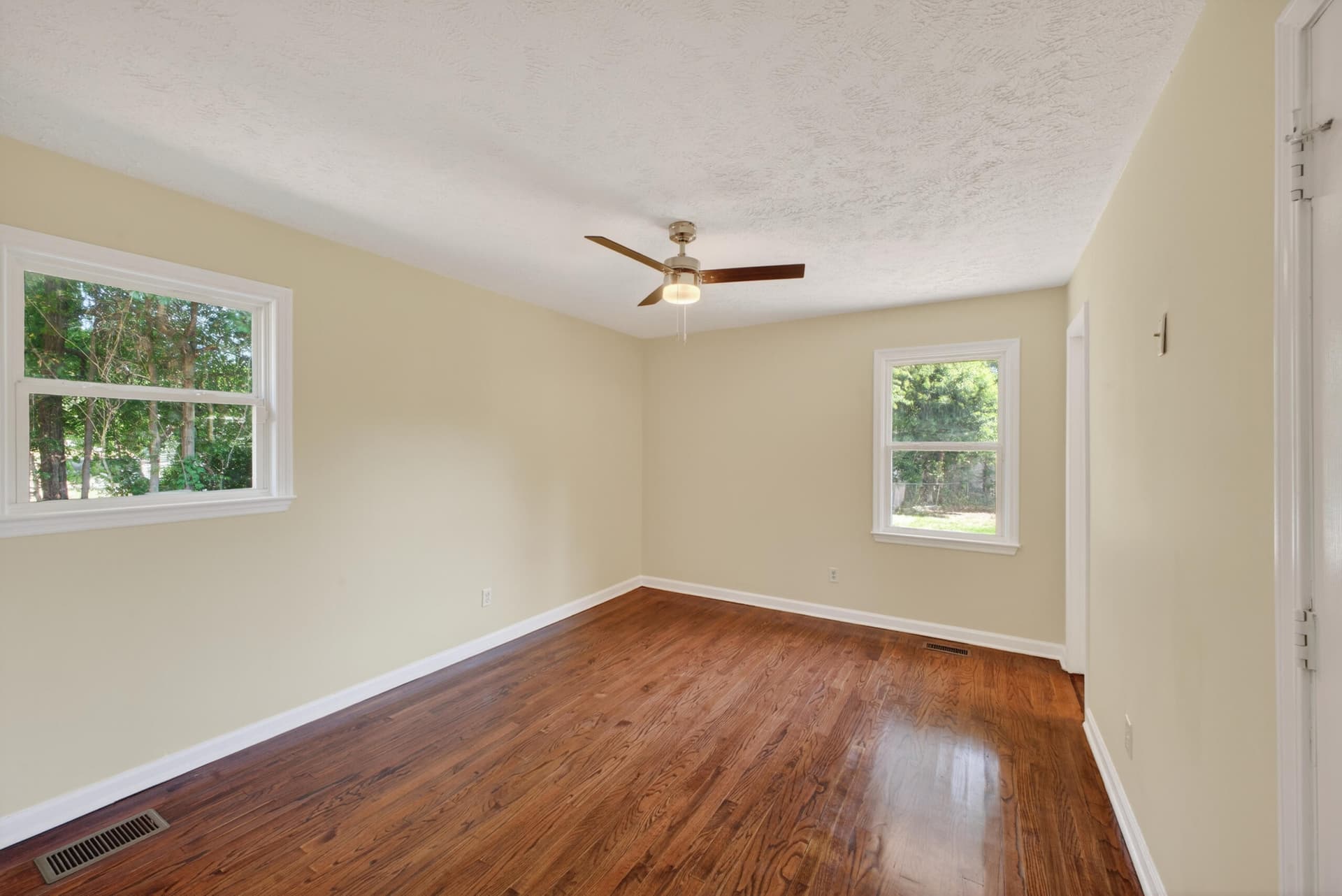Single Family Residence at 1053 Woodcrest Drive, Beech Island, SC 29842, photo 11 of 18