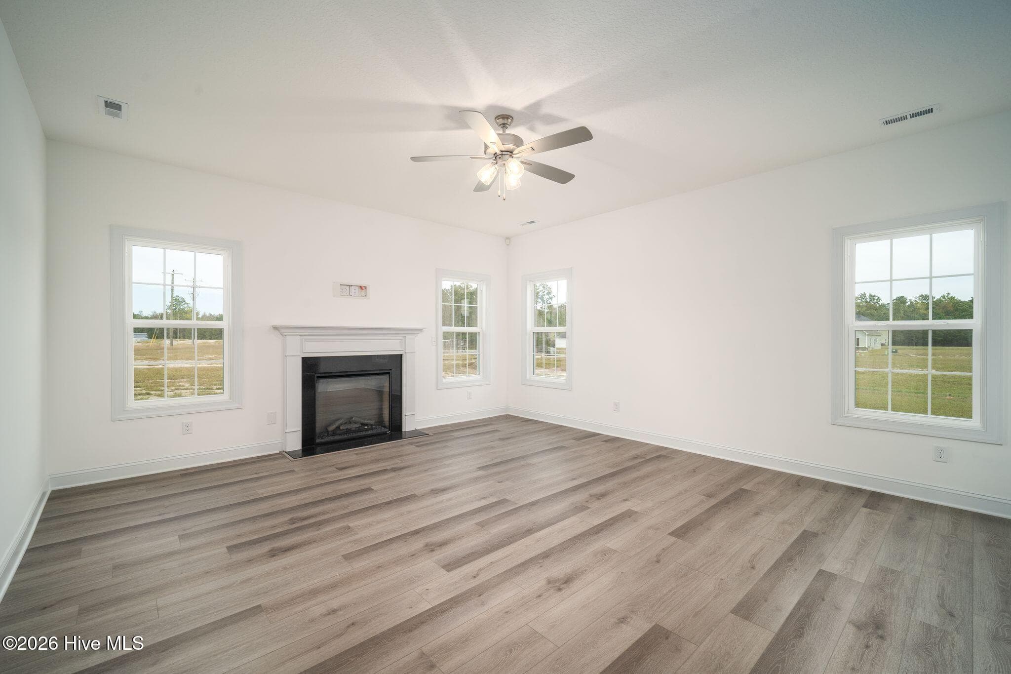 Single Family Residence at 613 Indigo Johnston Drive, Jacksonville, NC 28546, photo 33 of 73